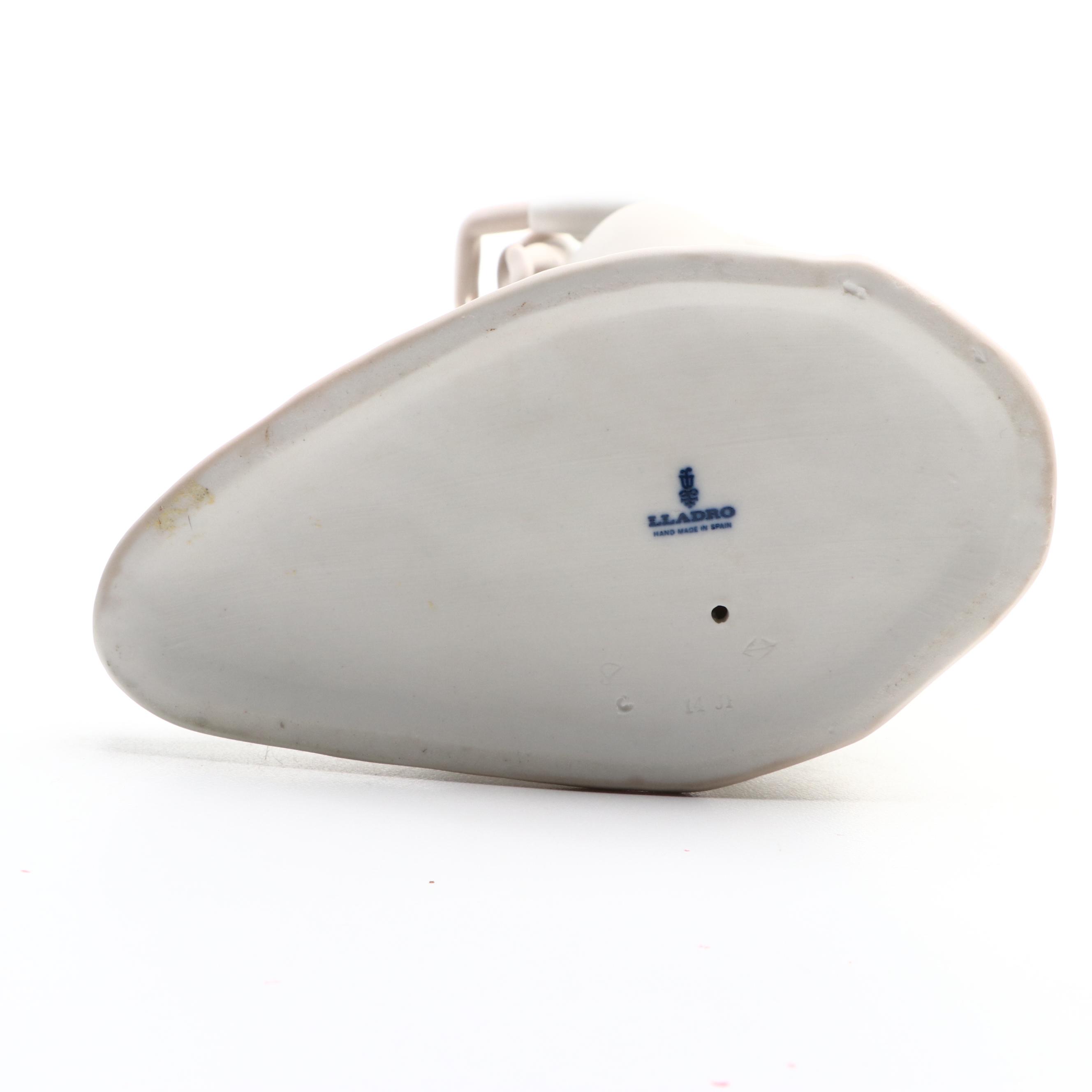 Lladró "Mother and Child" Porcelain Figurine