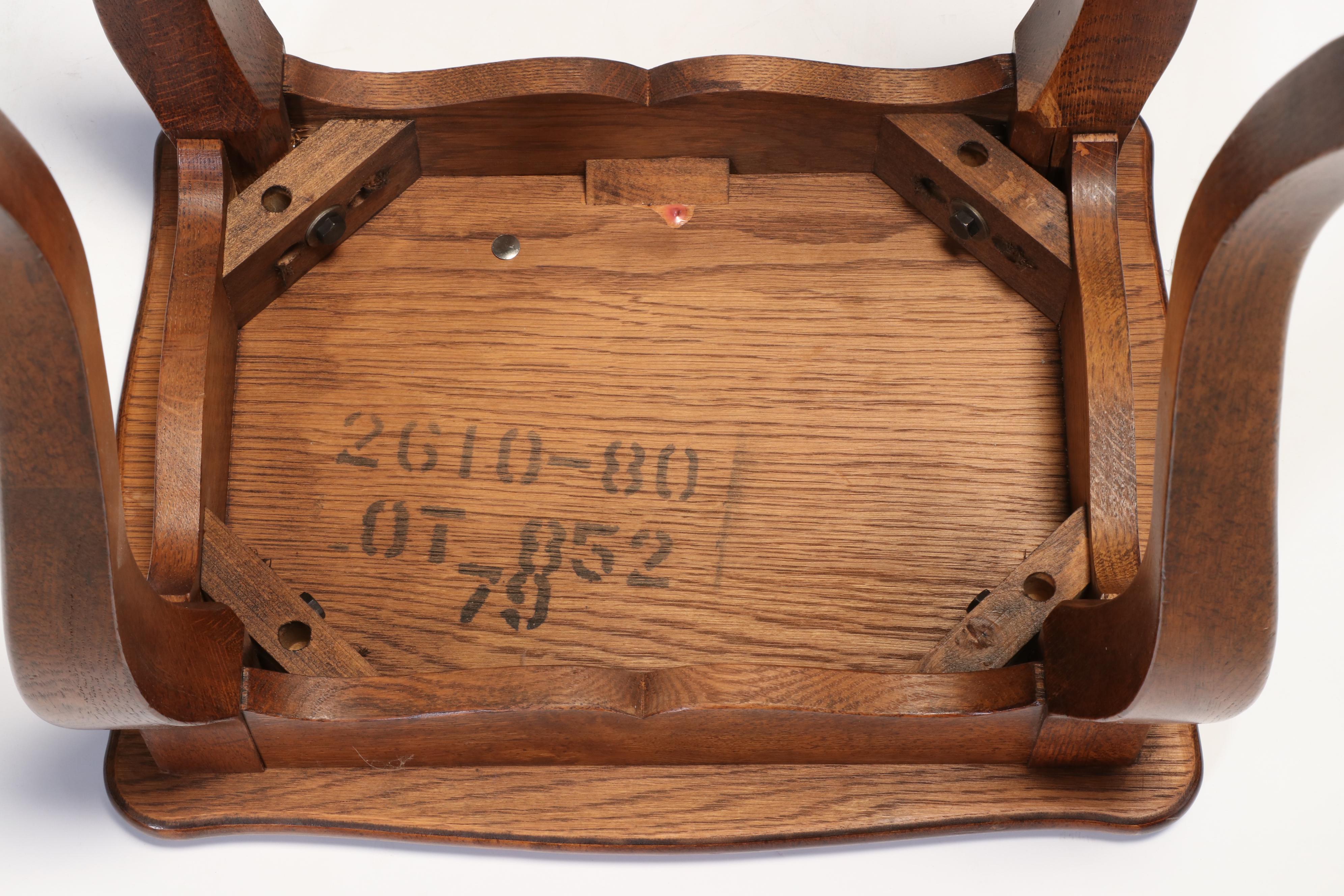 French Provincial Style Oak Side Table, Late 20th Century