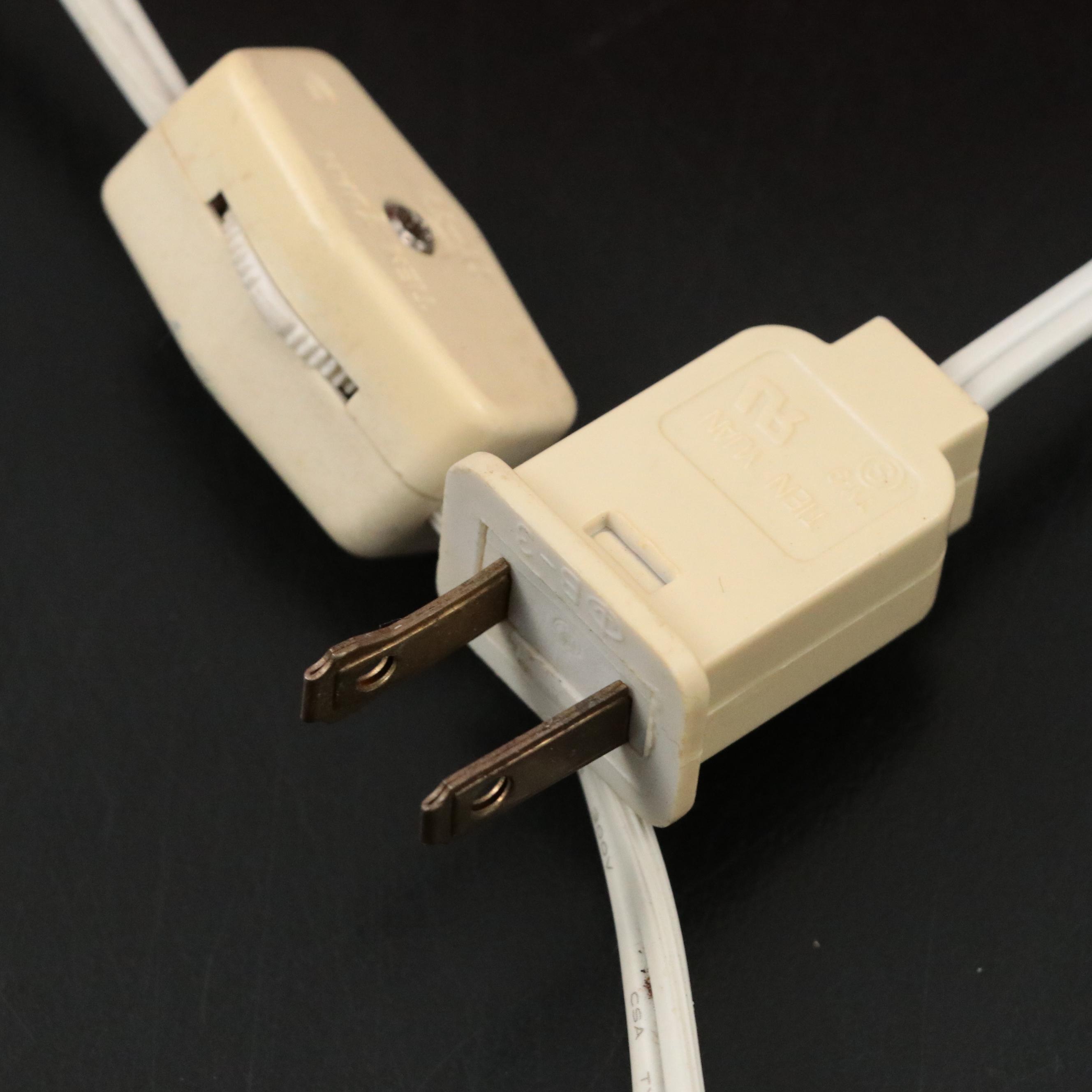 Empire Plastic Corp. Light-Up Santa Plaque, Mid-20th Century