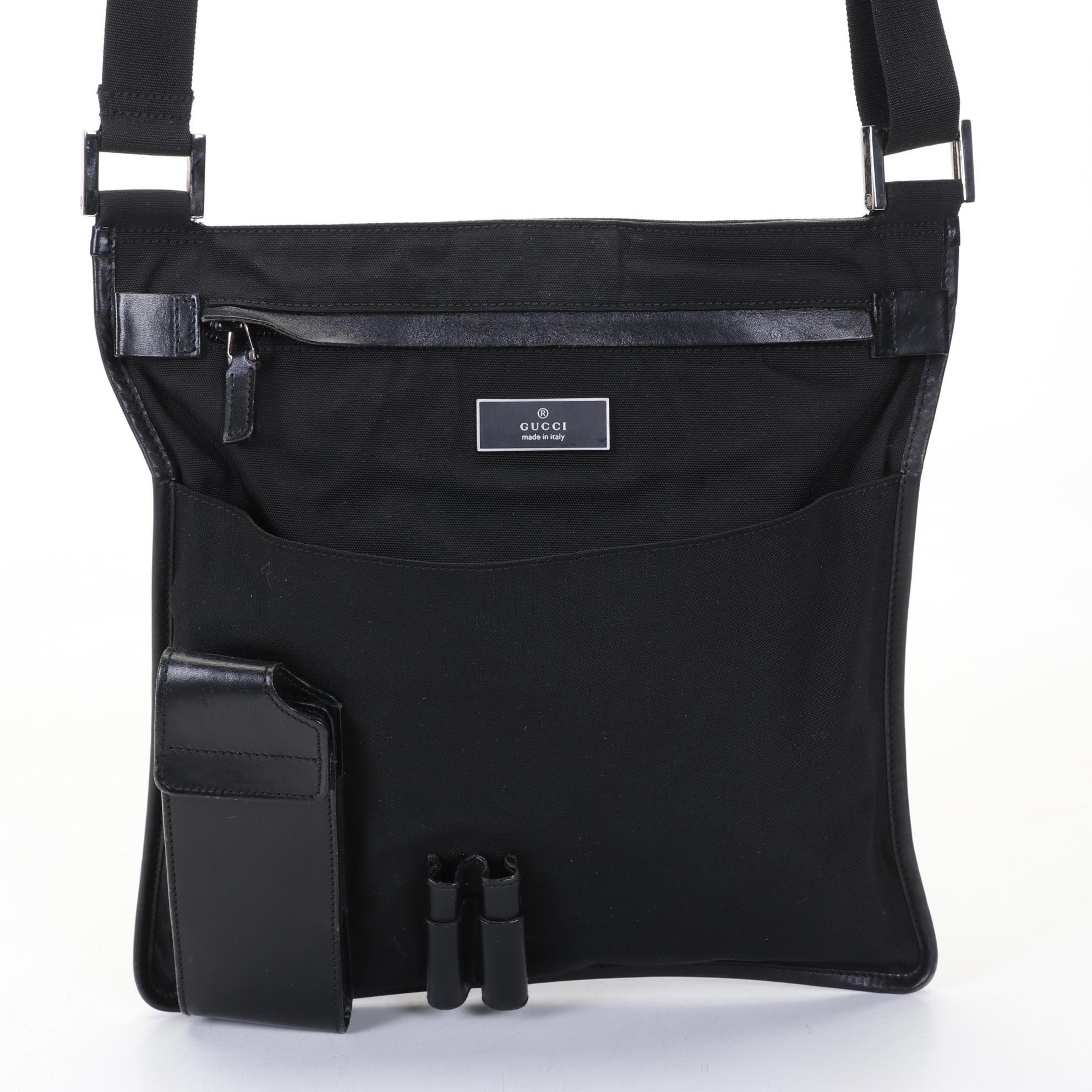 Gucci Black Nylon Messenger Bag With Leather Accents and Dust Cover