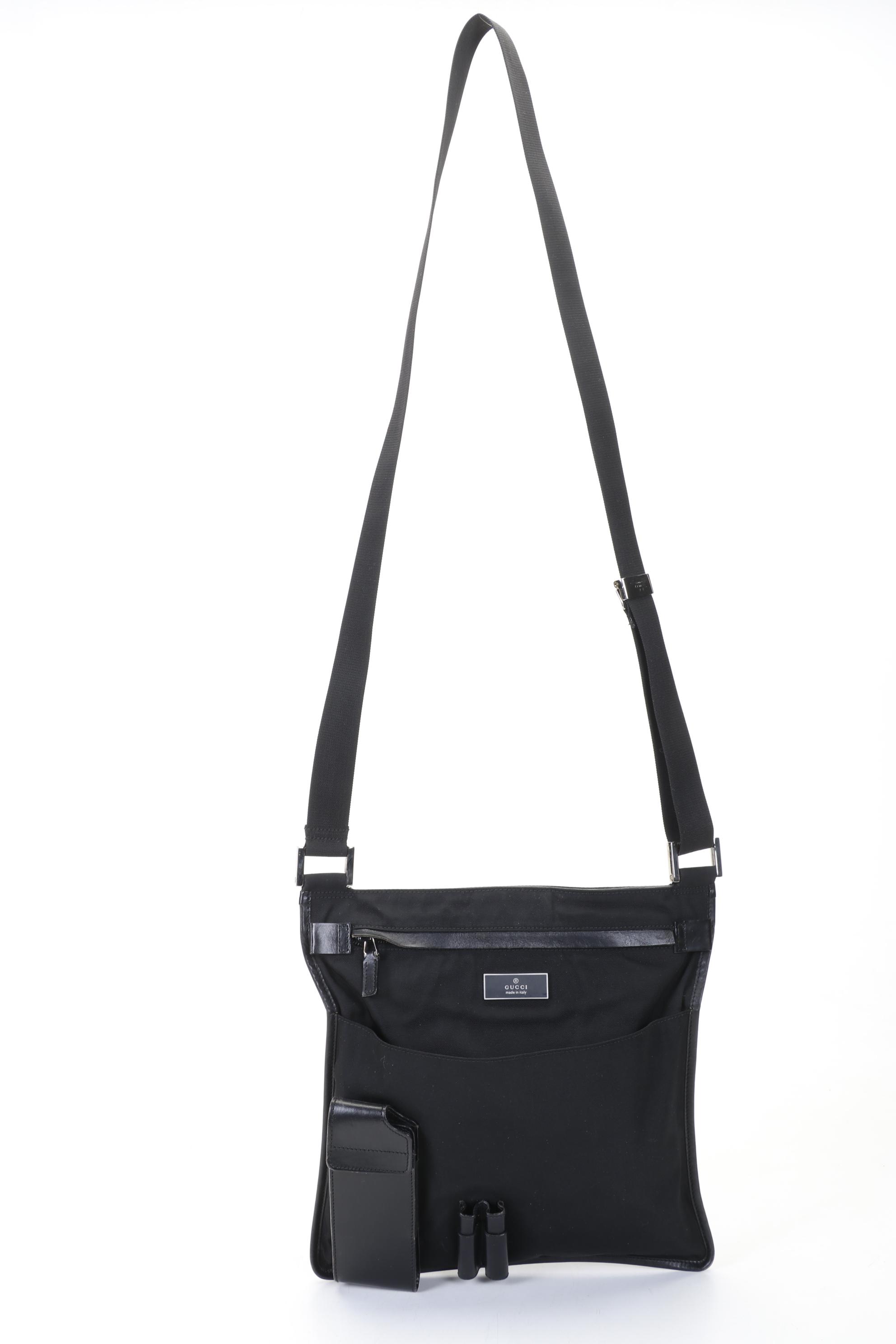 Gucci Black Nylon Messenger Bag With Leather Accents and Dust Cover