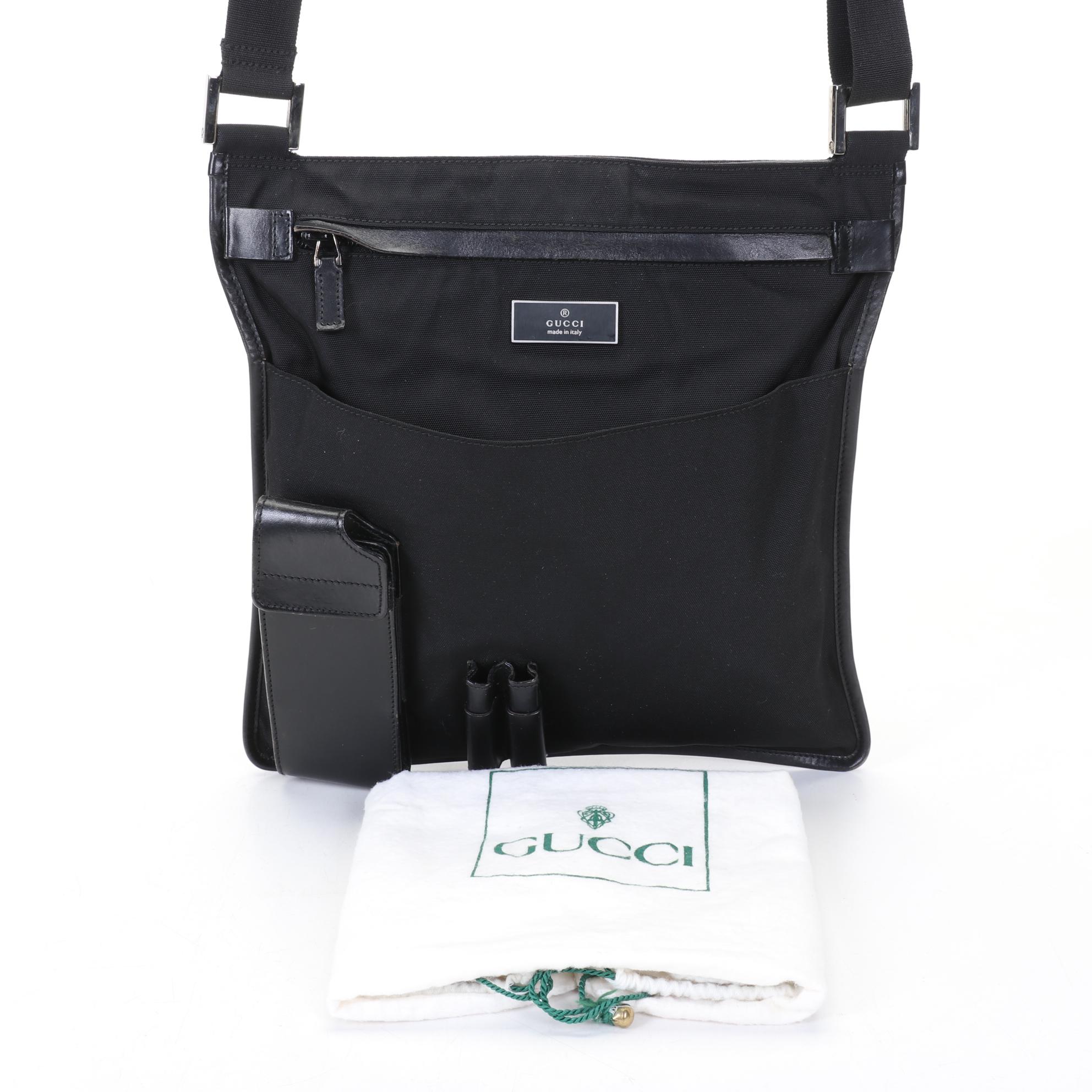 Gucci Black Nylon Messenger Bag With Leather Accents and Dust Cover