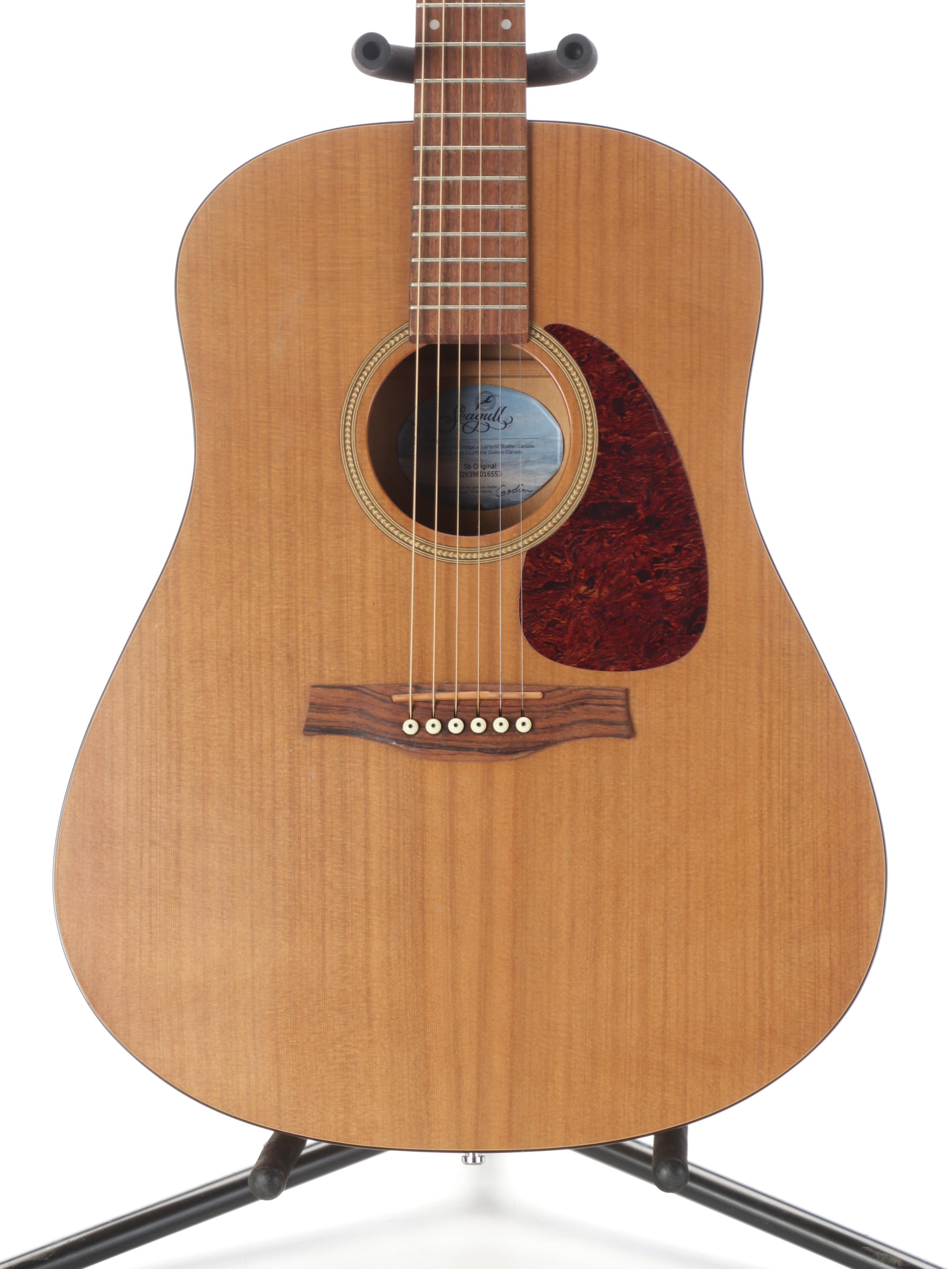Godin Seagull Canadian Wild Cherry Acoustic Guitar