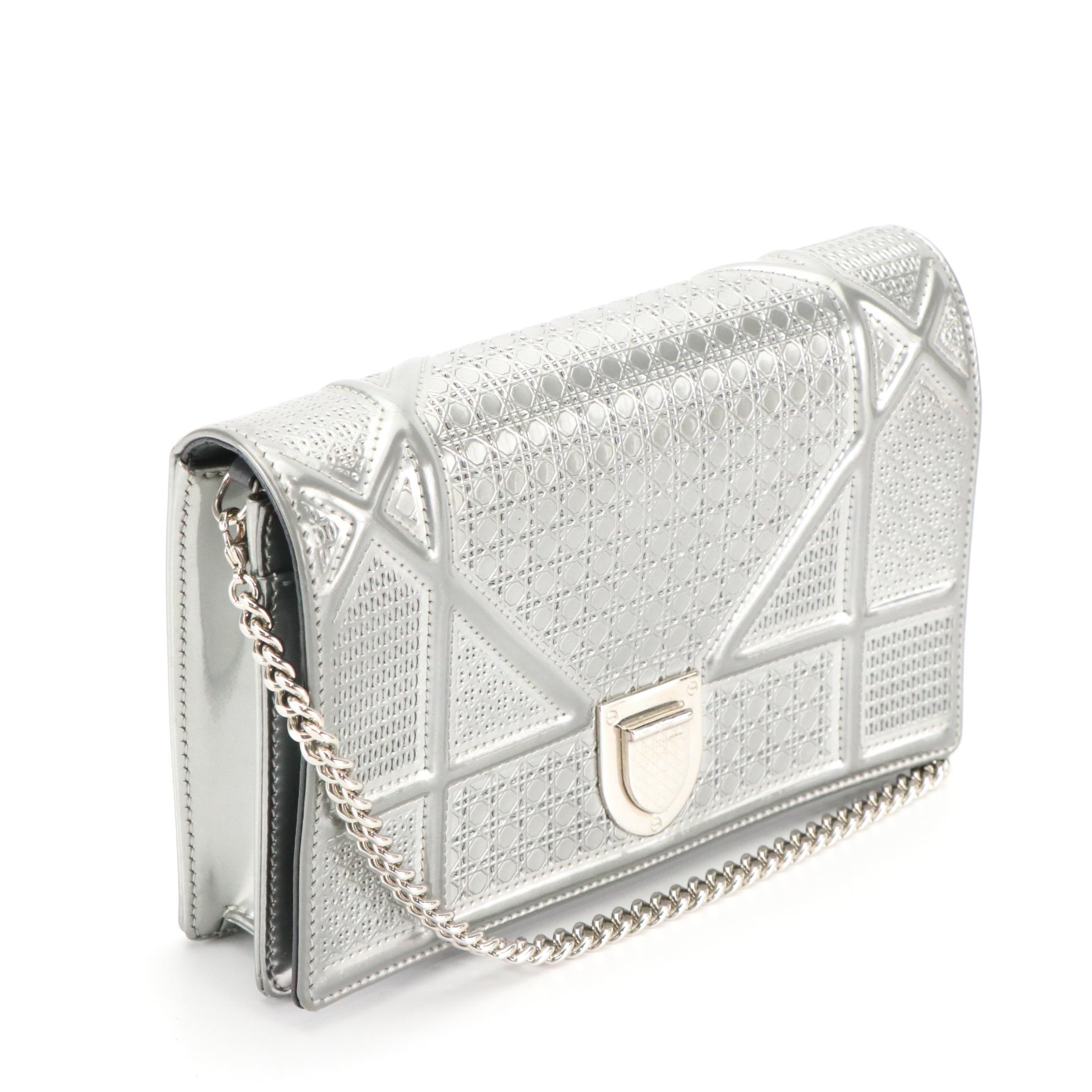 Dior Diorama Wallet on Chain in Microcannage in Patent Leather
