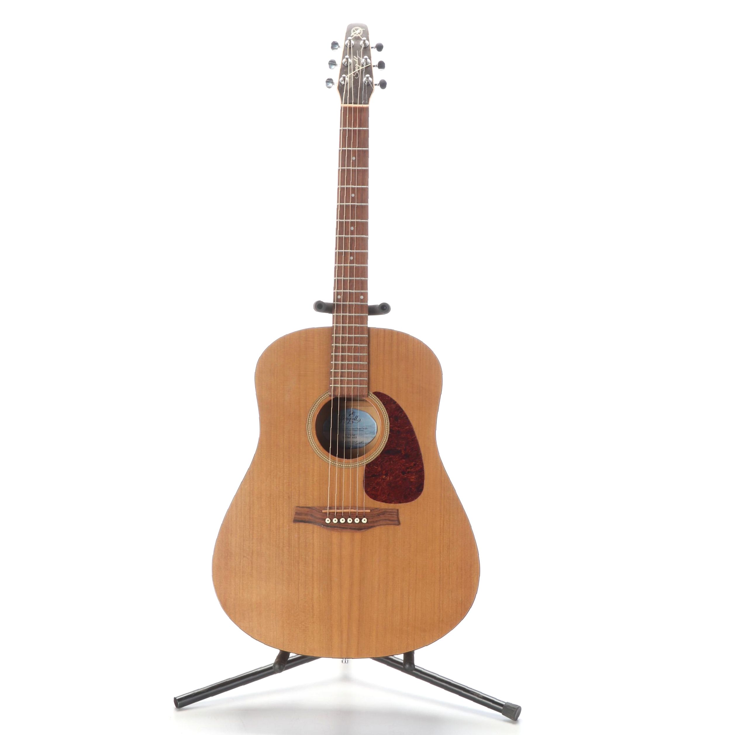 Godin Seagull Canadian Wild Cherry Acoustic Guitar