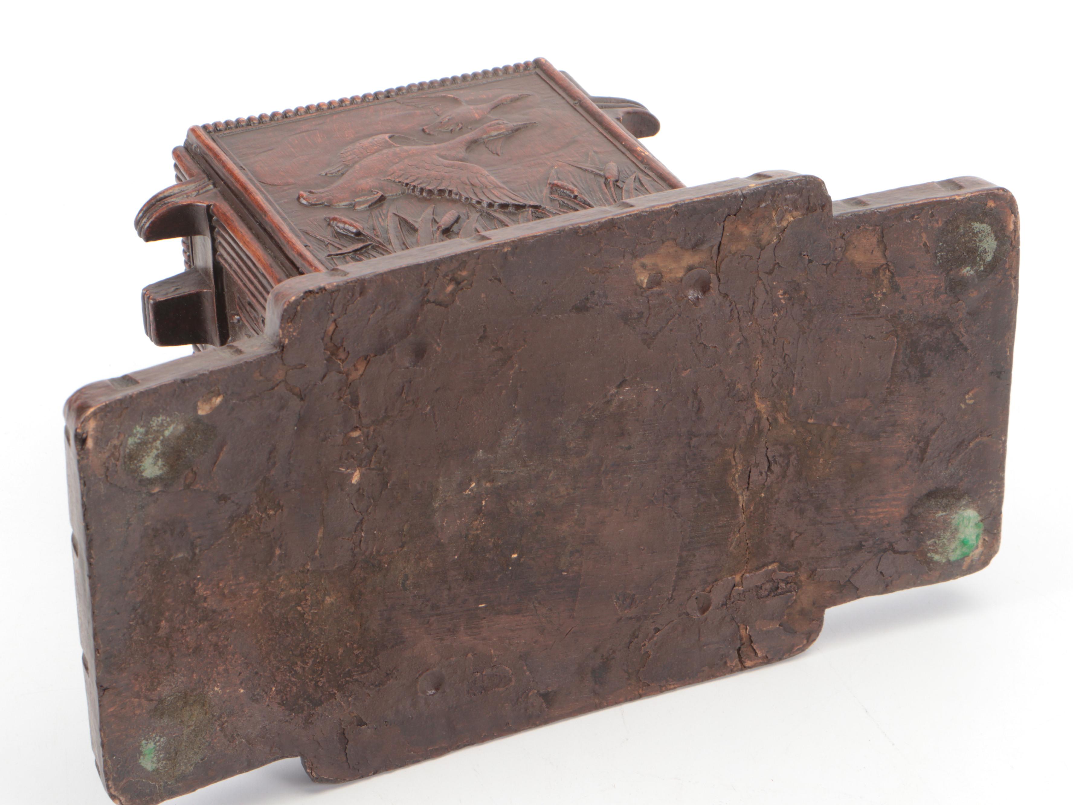 Syroco Cedar Lined Tobacco Pipe Holder Box with Duck Motif and More Décor