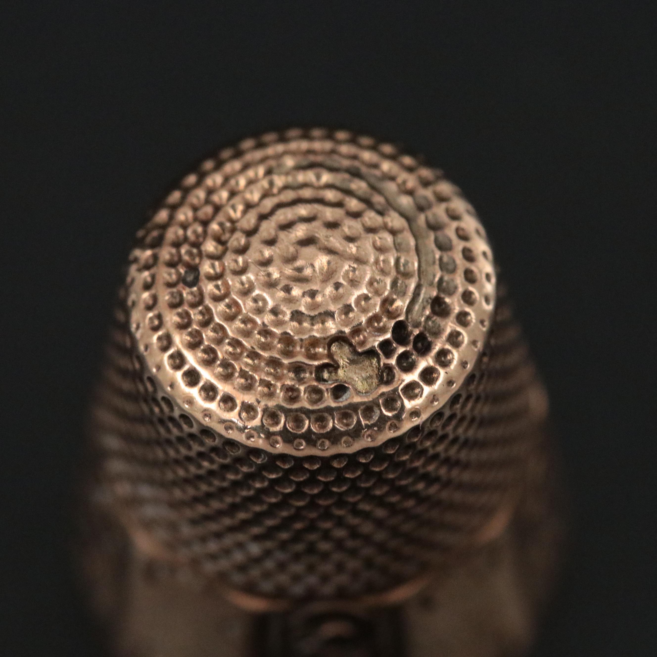 Victorian 10K Gold Thimble