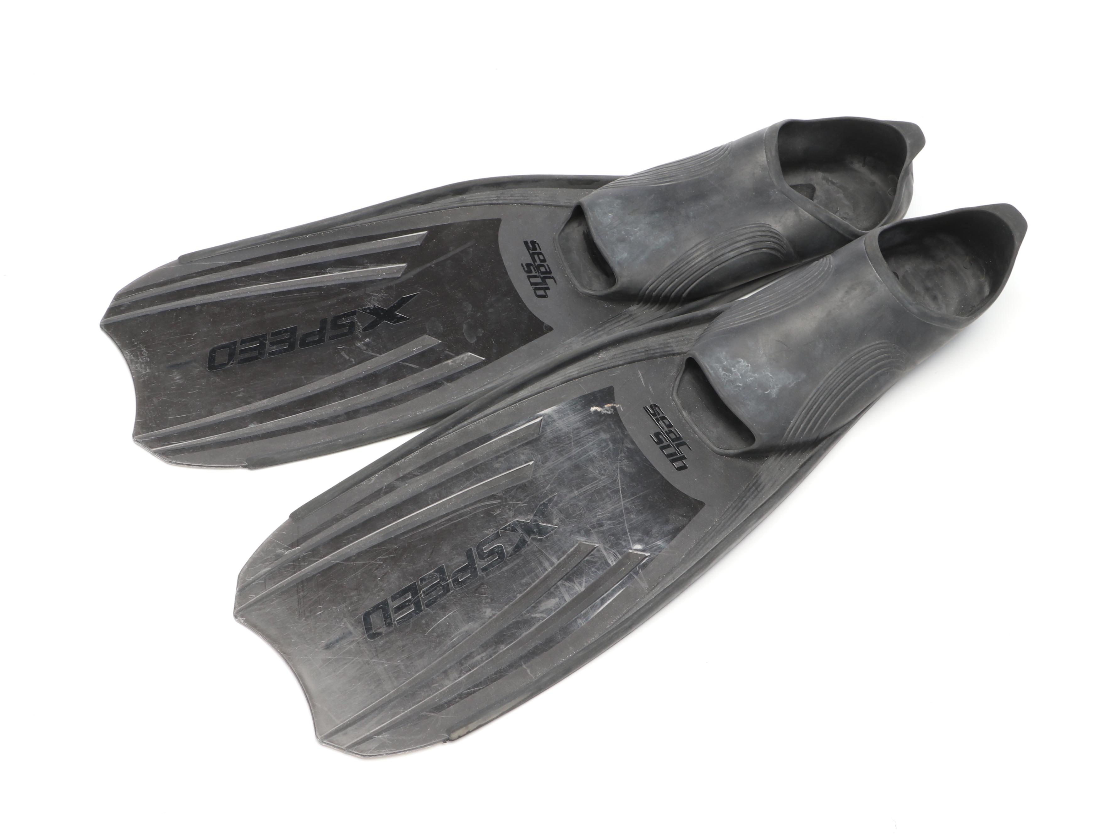 Seac Sub Flippers, Seaquest Scuba Pack, Suunto Dive Computer and More