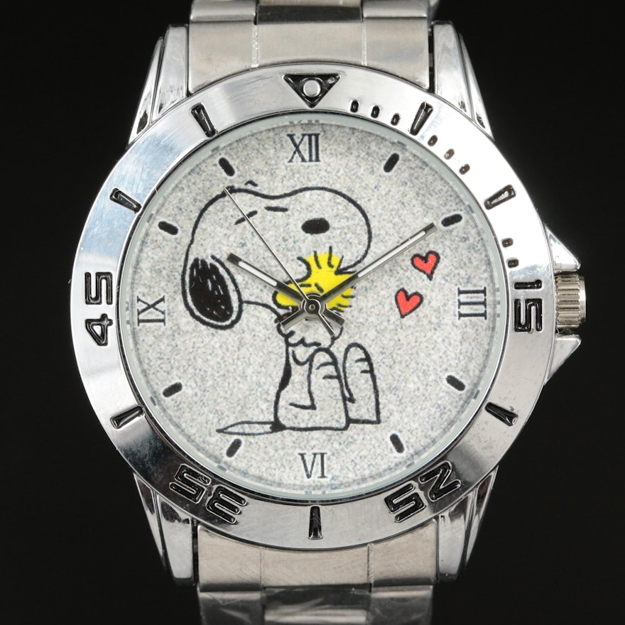 Snoopy and Woodstock Hugging Quartz Wristwatch