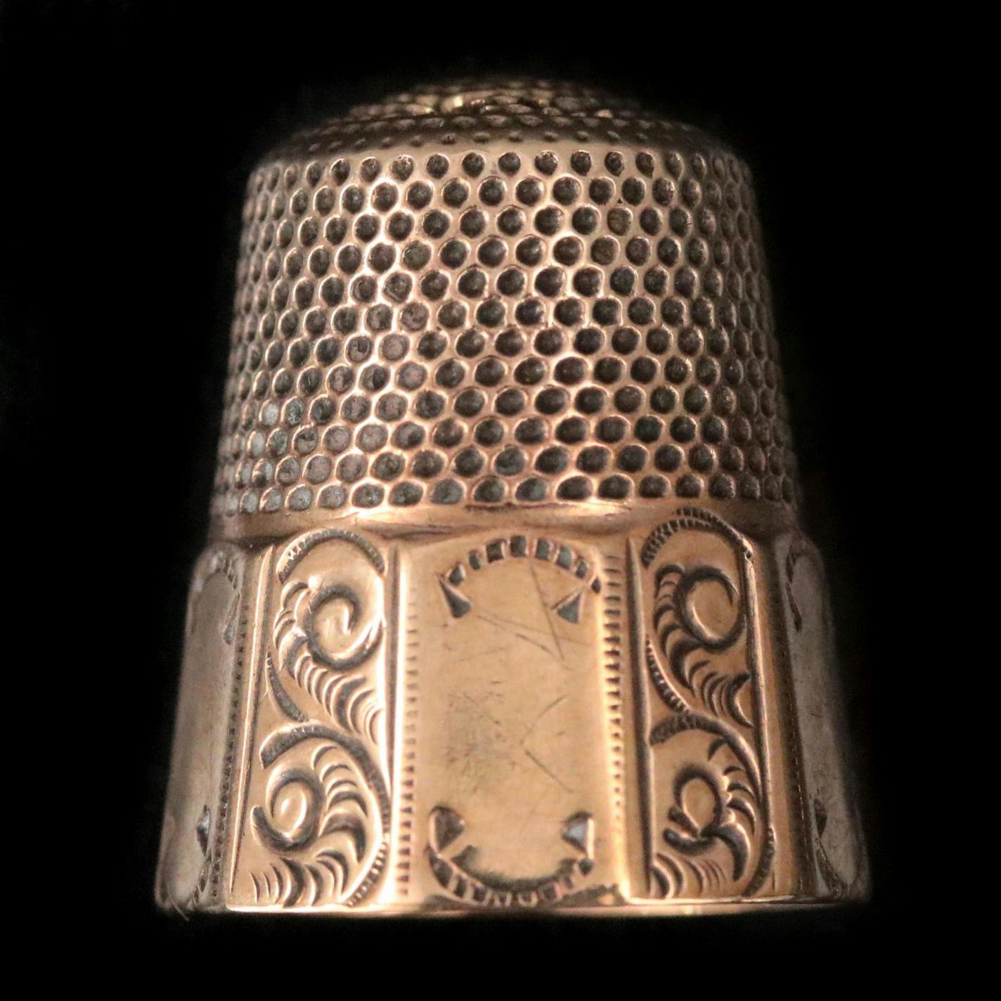 Victorian 10K Gold Thimble