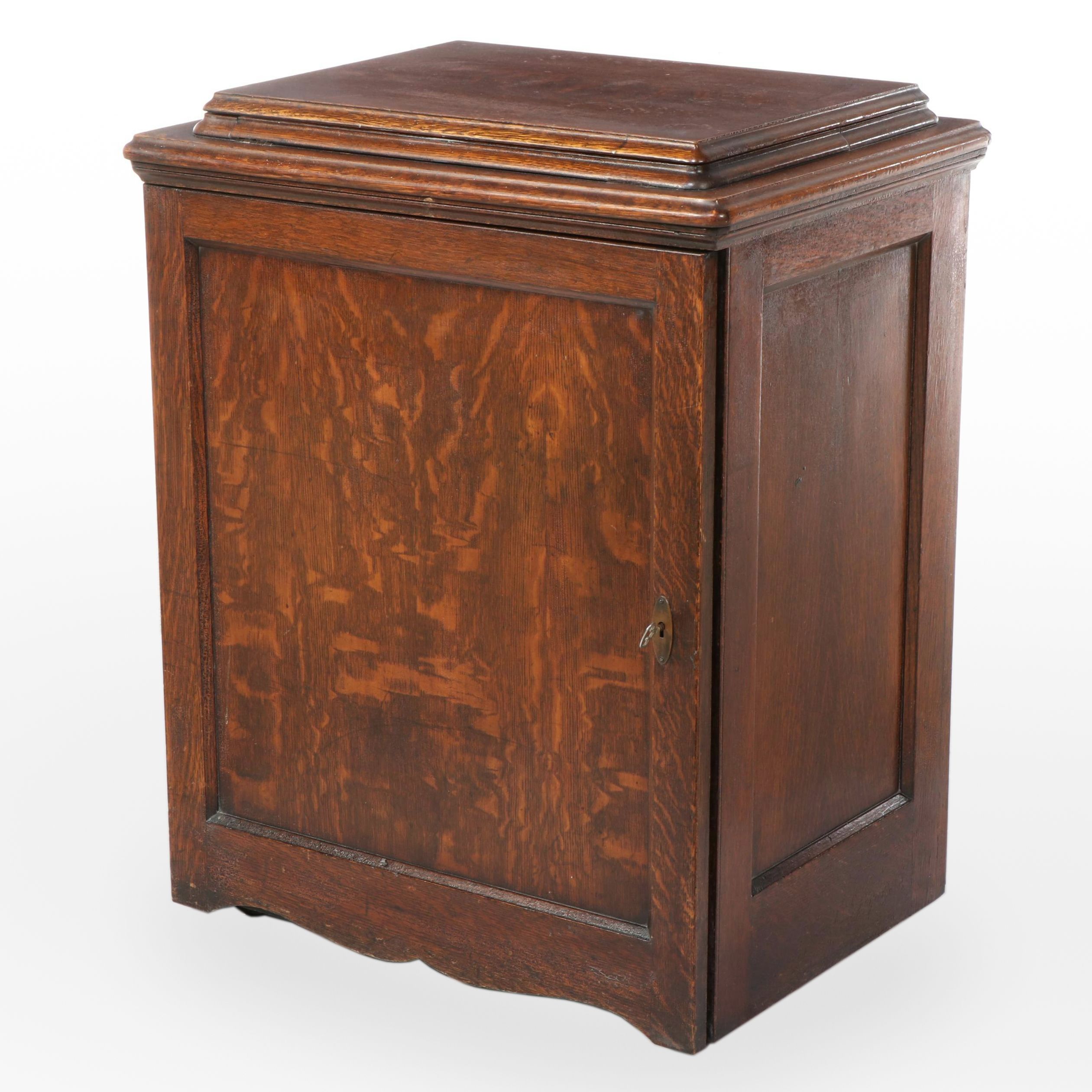 Singer Model 127 Sewing Machine with Oak Sewing Cabinet, 1922