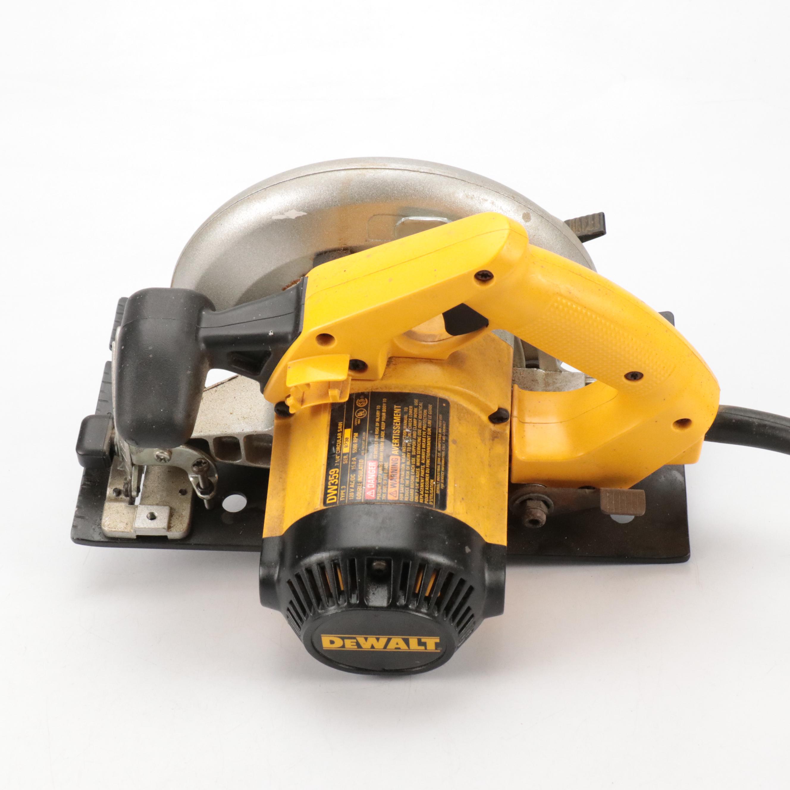 DeWalt 7-1/4" Light Weight Heavy Duty Circular Saw