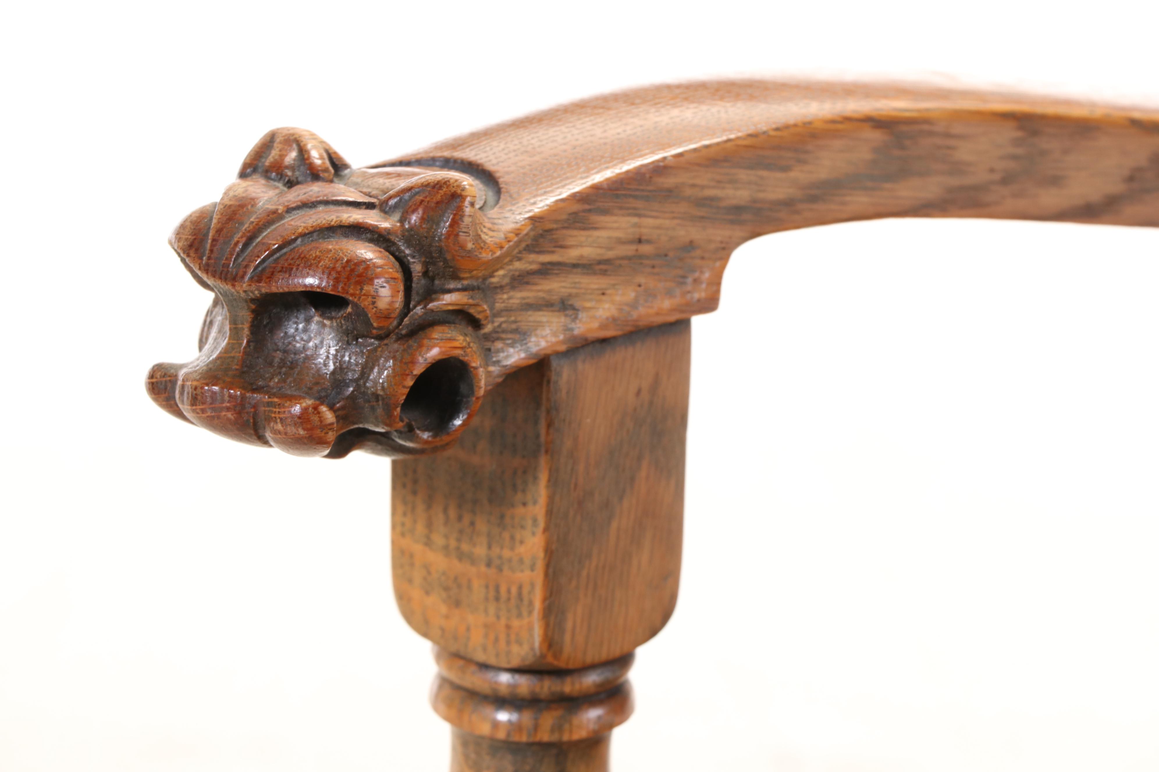 The Stomps-Burkhardt Co. Renaissance Revival Oak Savonarola Chair, circa 1900