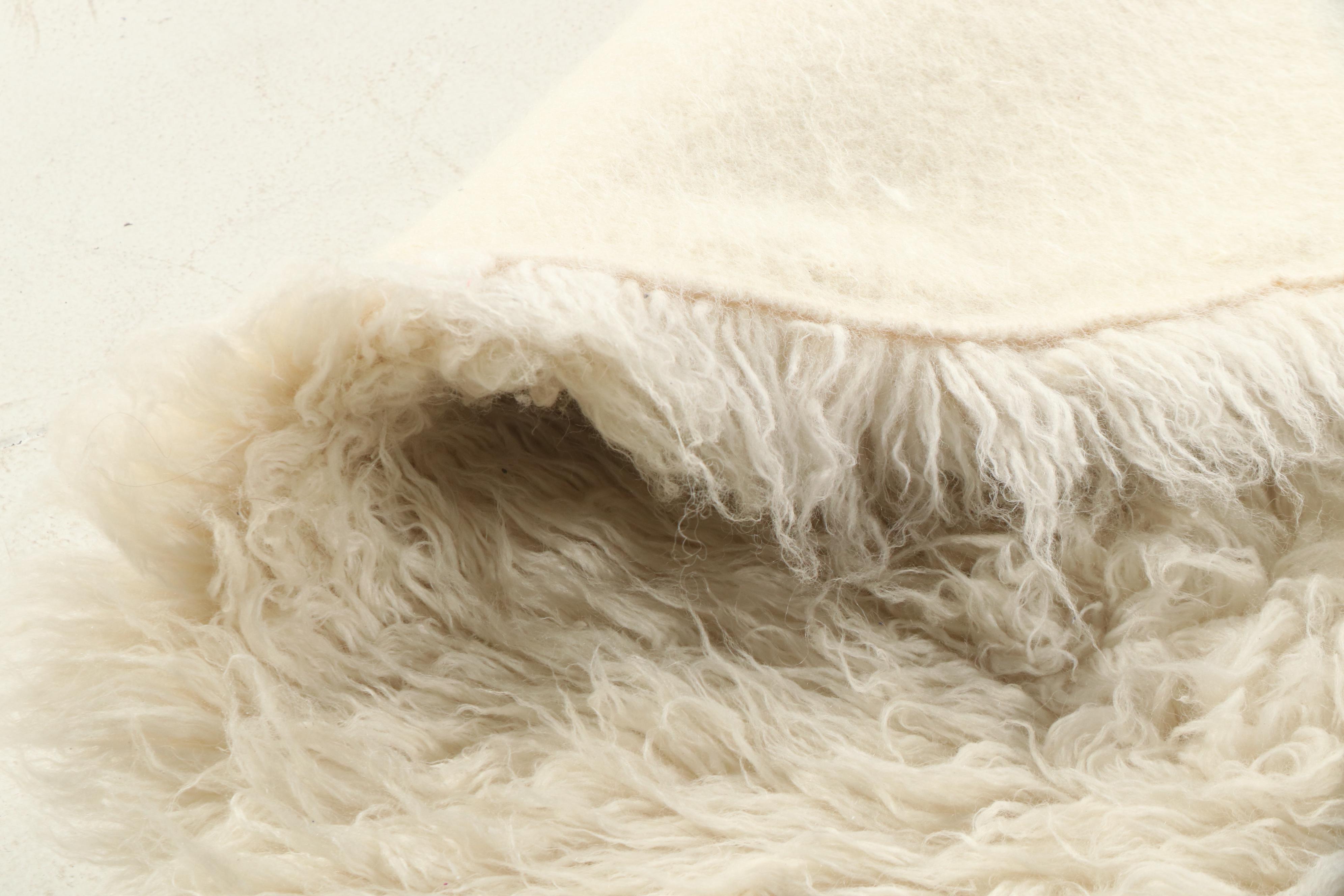 5'11 x 9'4 Greek Flokati Sheepskin Shag Area Rug