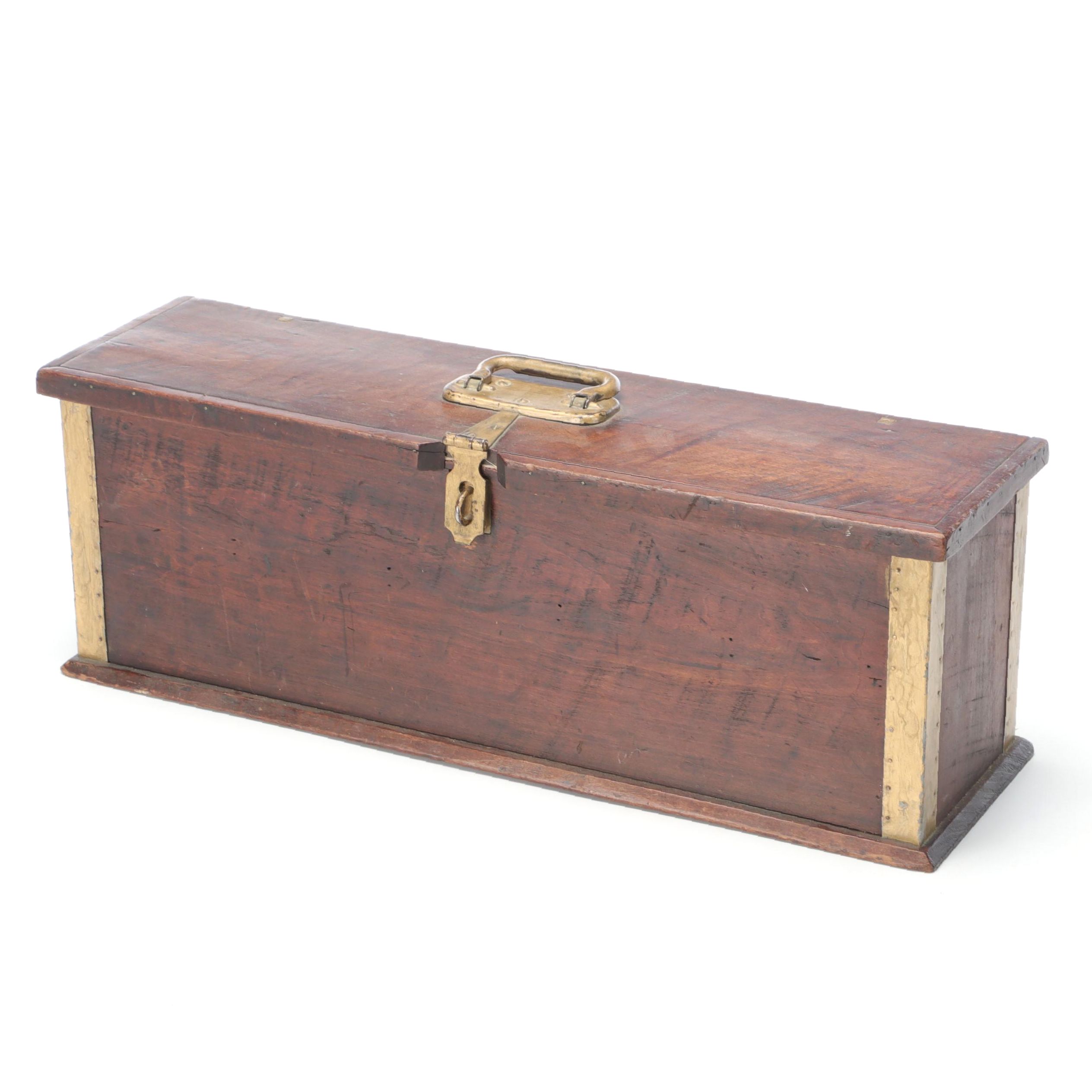 English Victorian Oblong Box with Brass Handle, Lock and Corner Guards