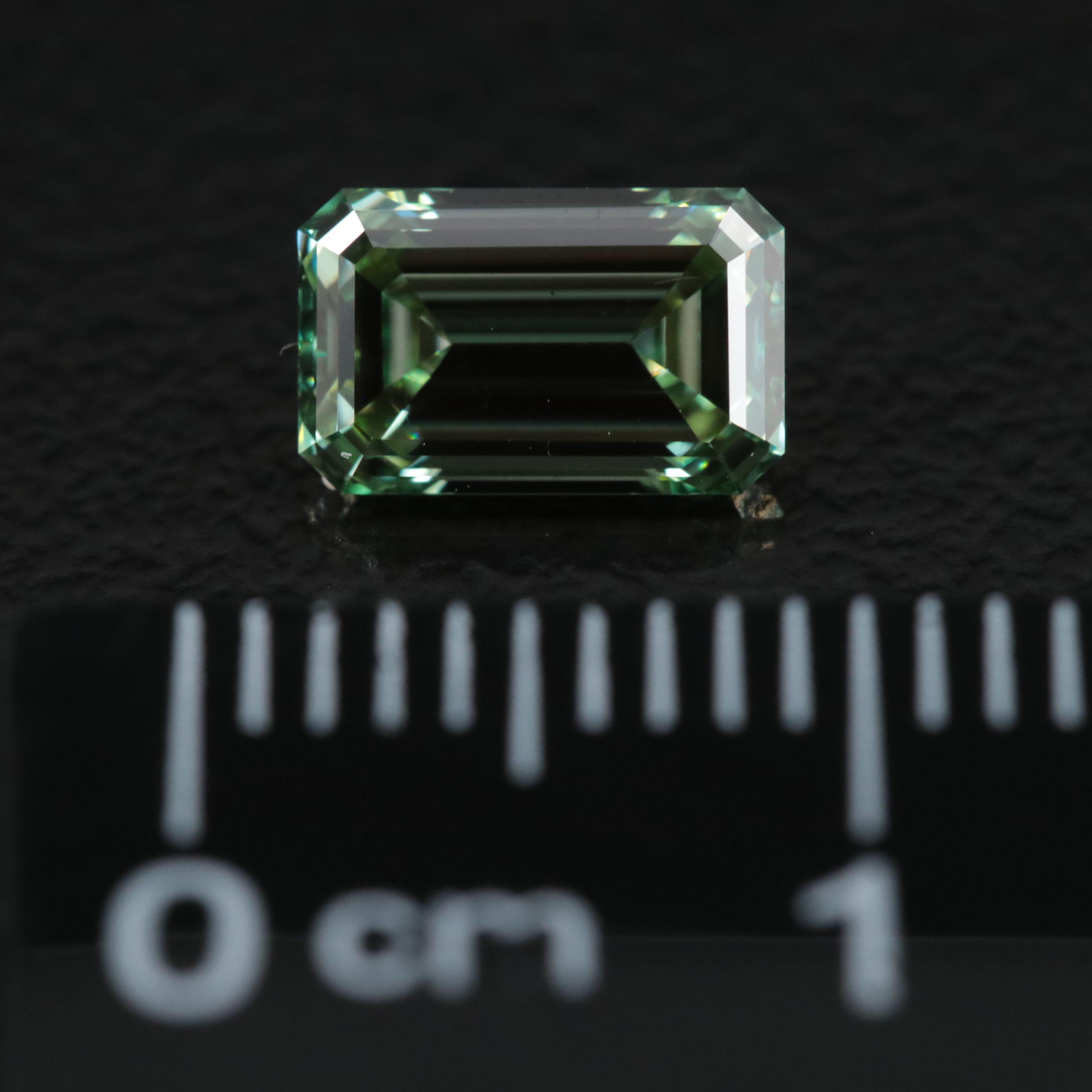 Loose 1.11 CT Lab Grown Fancy Green Diamond