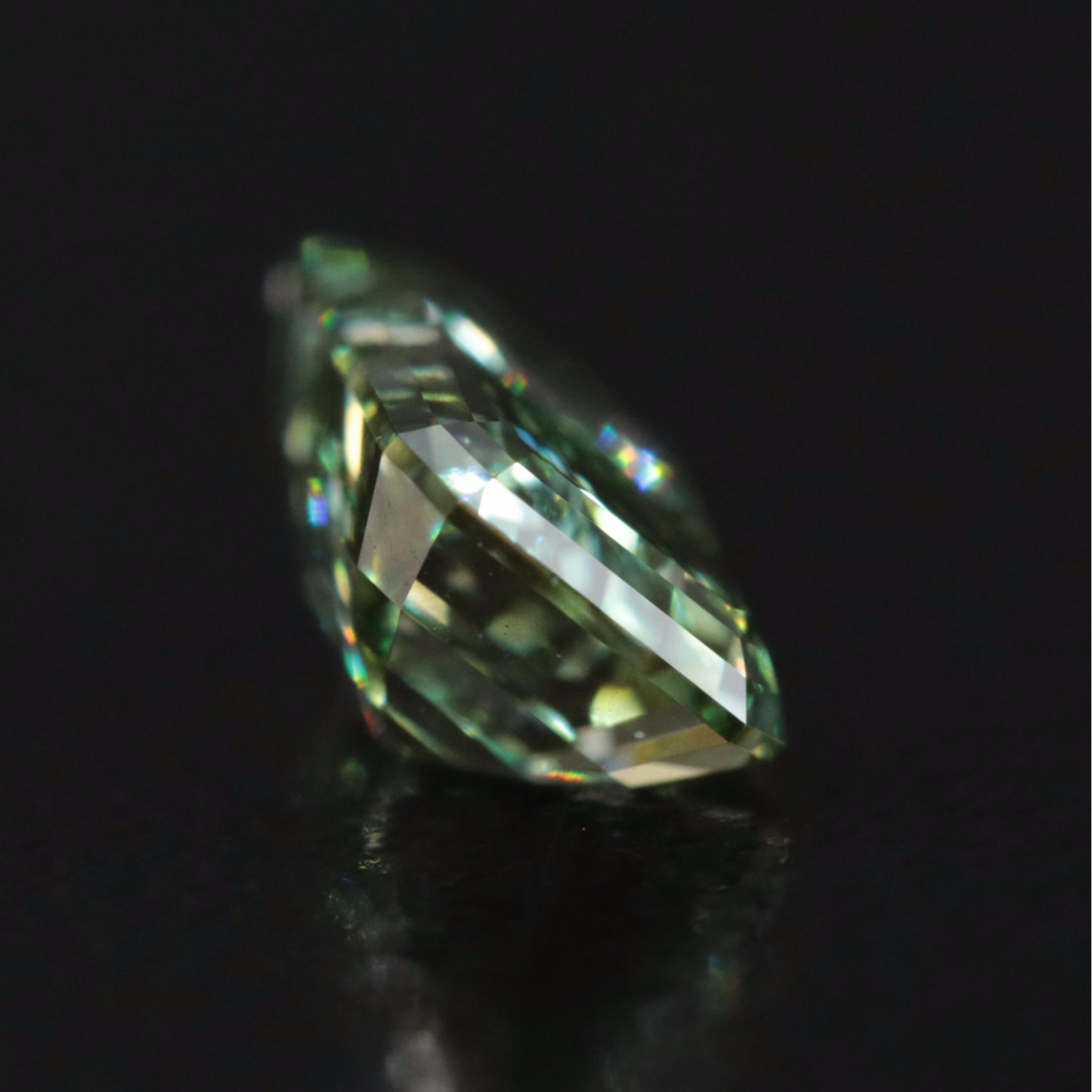 Loose 1.11 CT Lab Grown Fancy Green Diamond