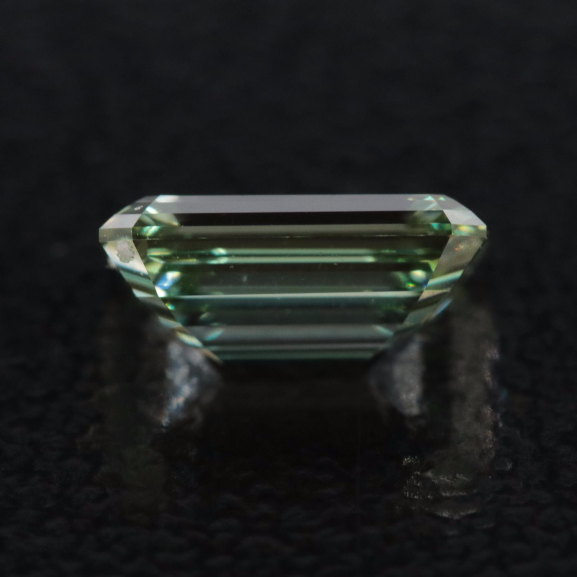 Loose 1.11 CT Lab Grown Fancy Green Diamond