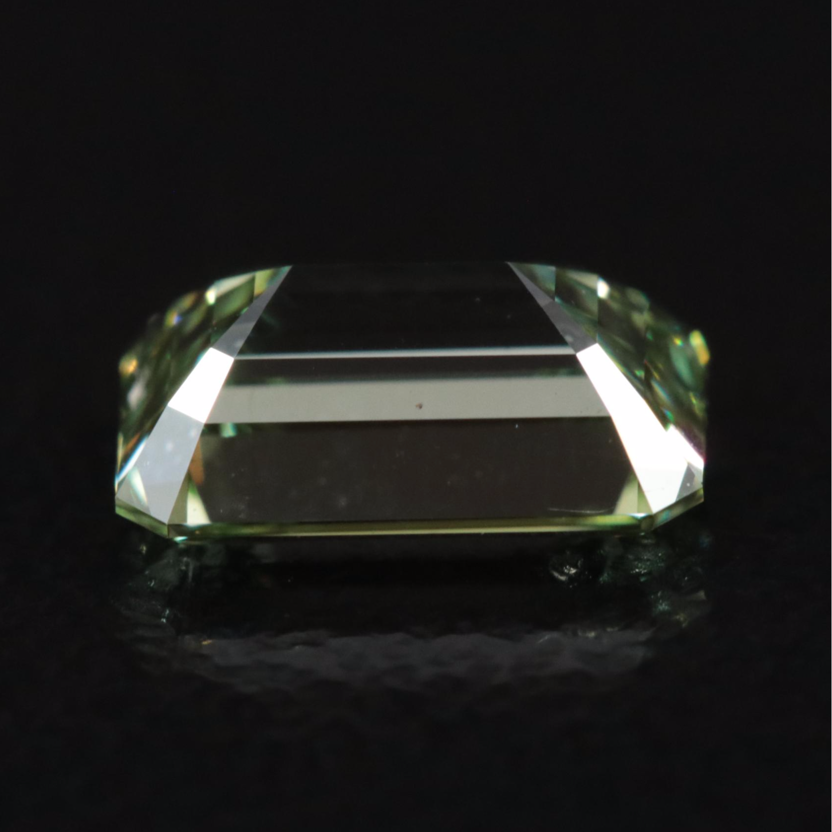 Loose 1.11 CT Lab Grown Fancy Green Diamond