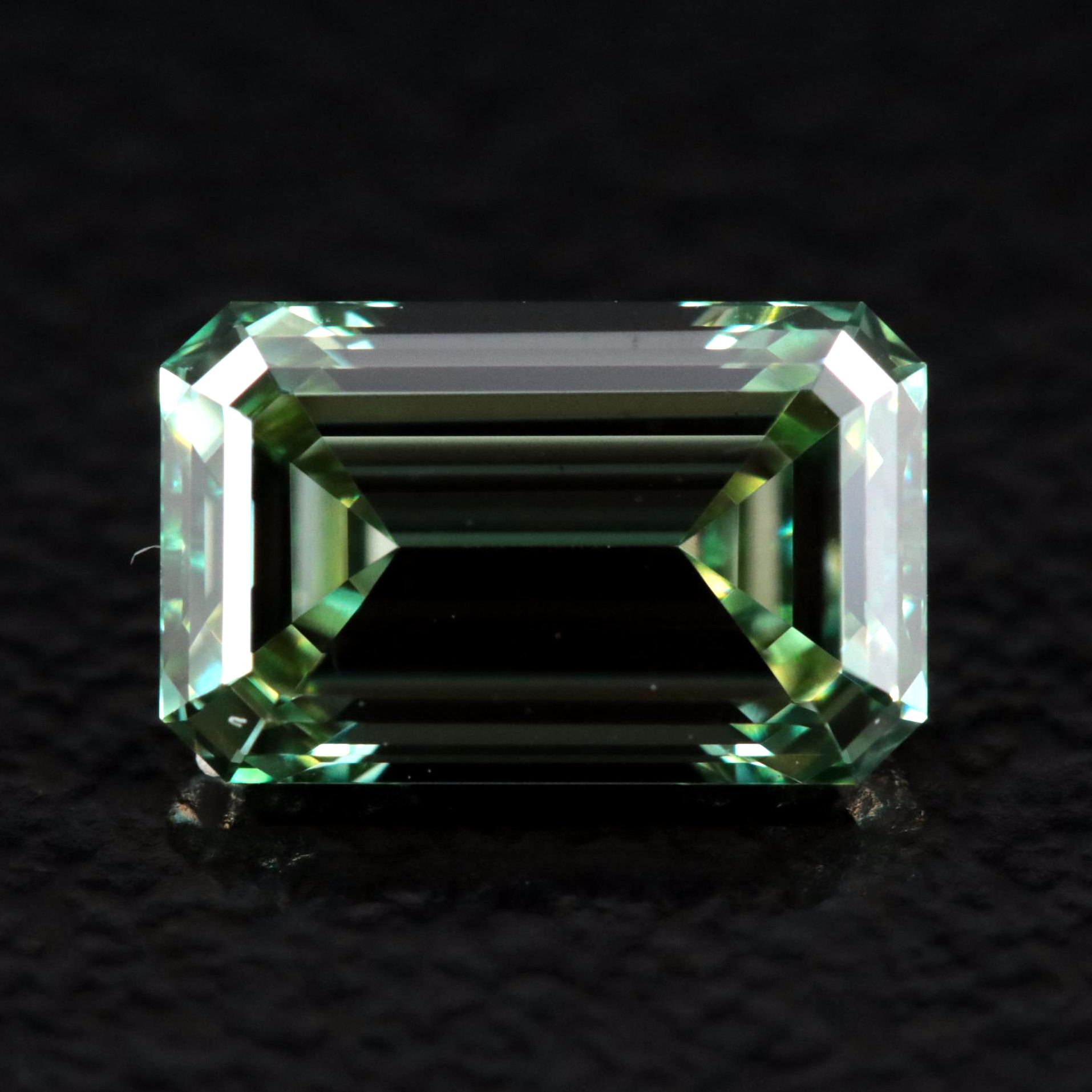 Loose 1.11 CT Lab Grown Fancy Green Diamond