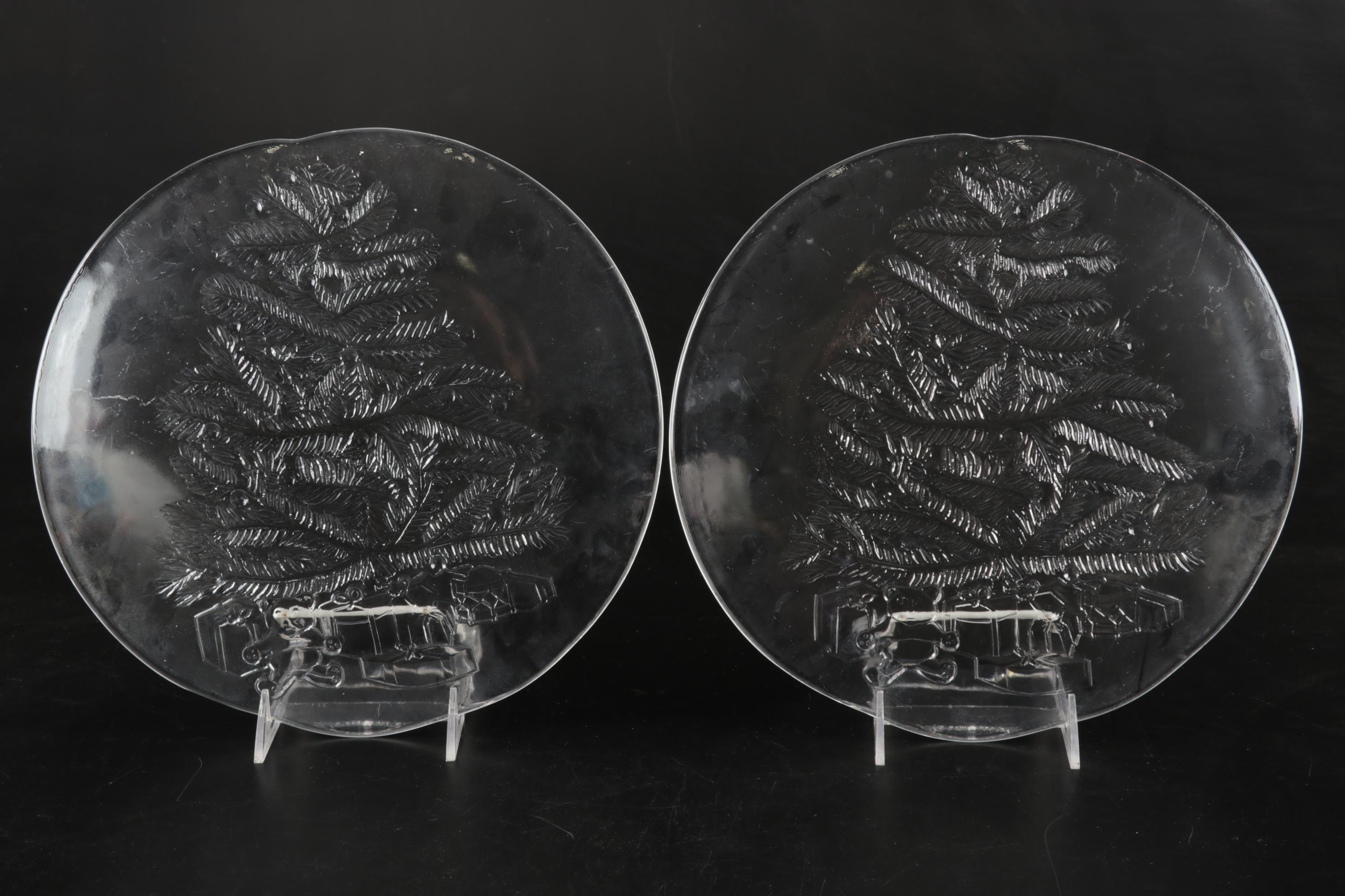 Christmas Platters, Mugs, and Cookie Cutters