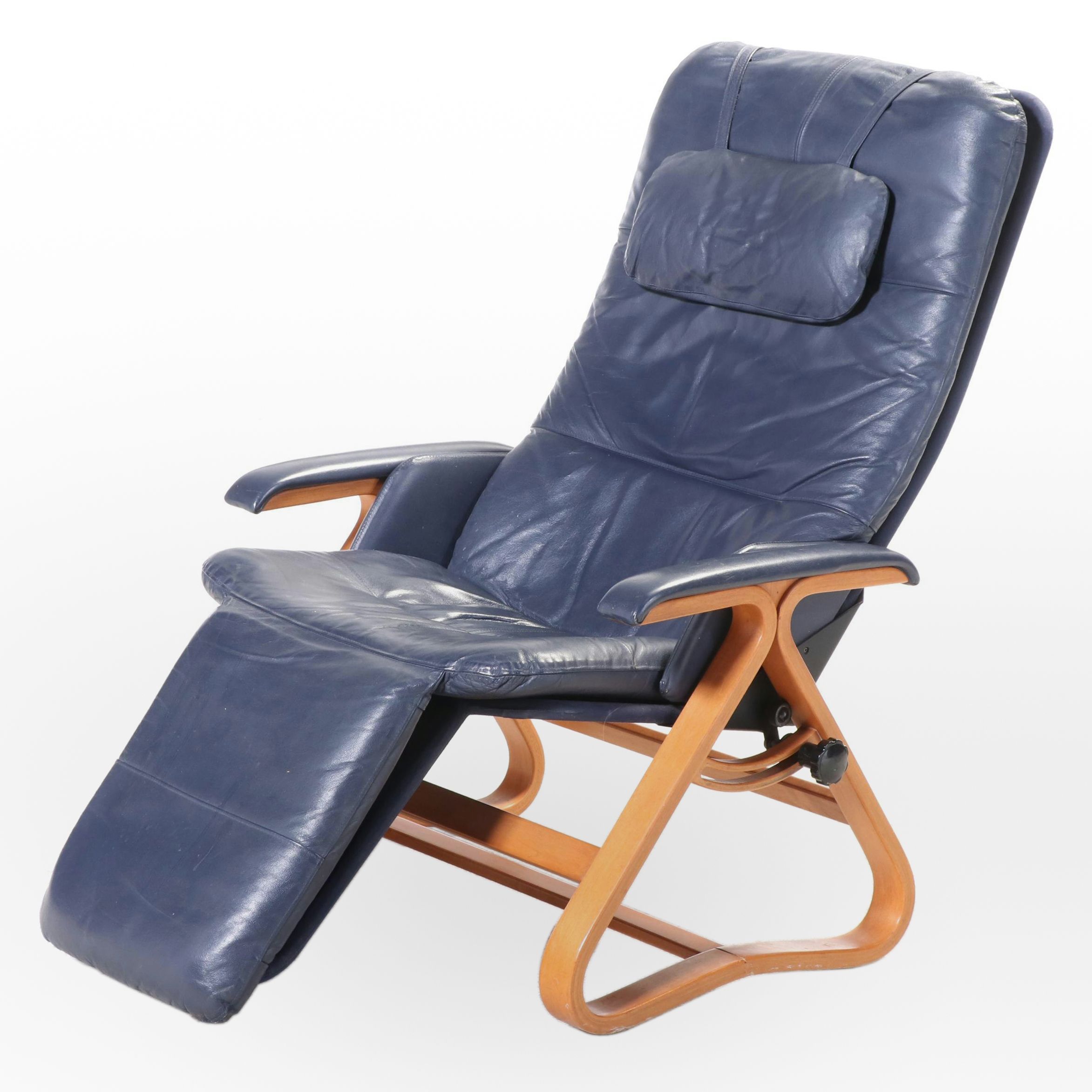 NEPSCO "Backsaver" Modernist Bentwood and Leather Contoured Lounge Chair