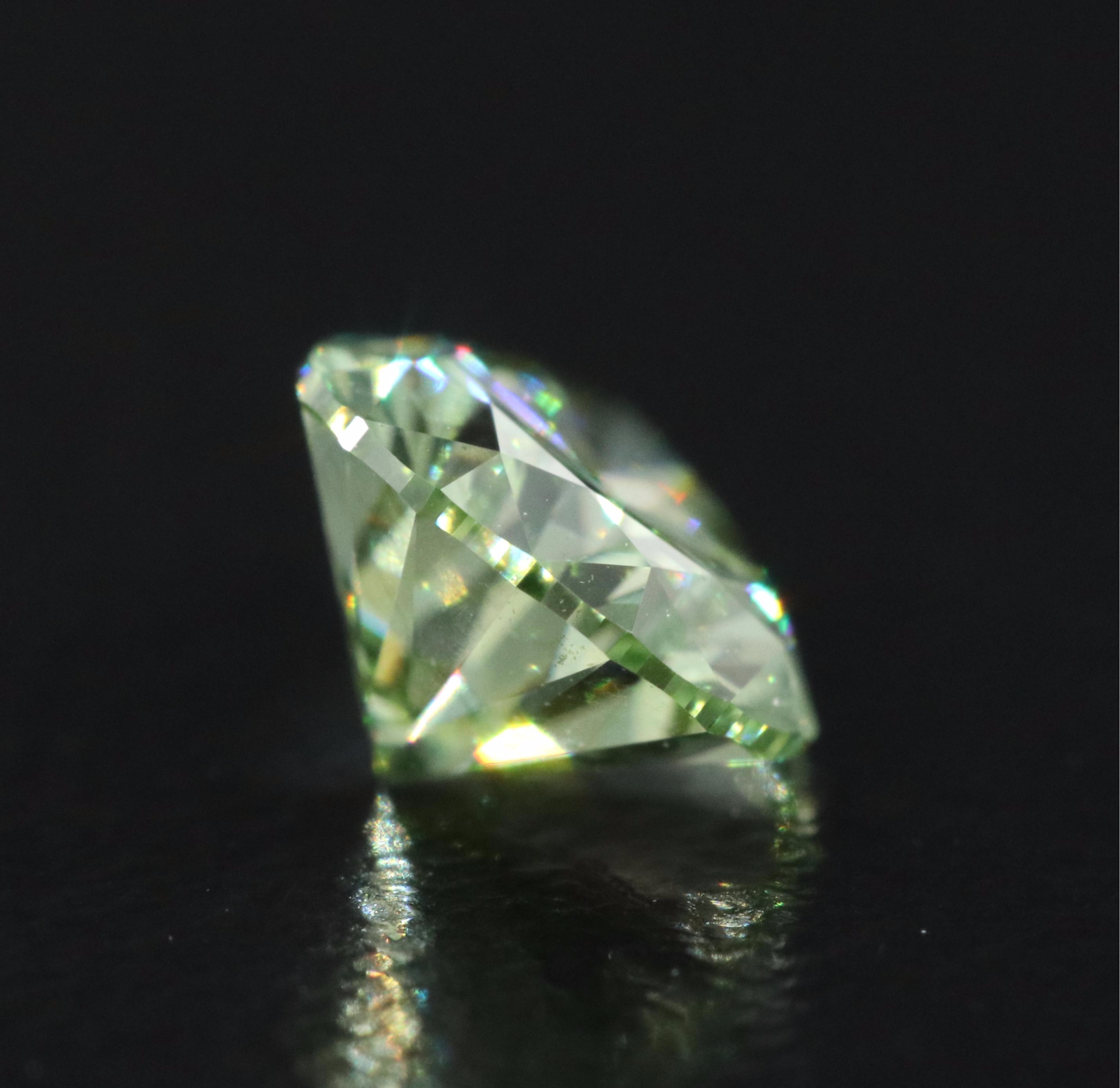 Loose 1.21 CT Lab Grown Fancy Yellowish Green Diamond