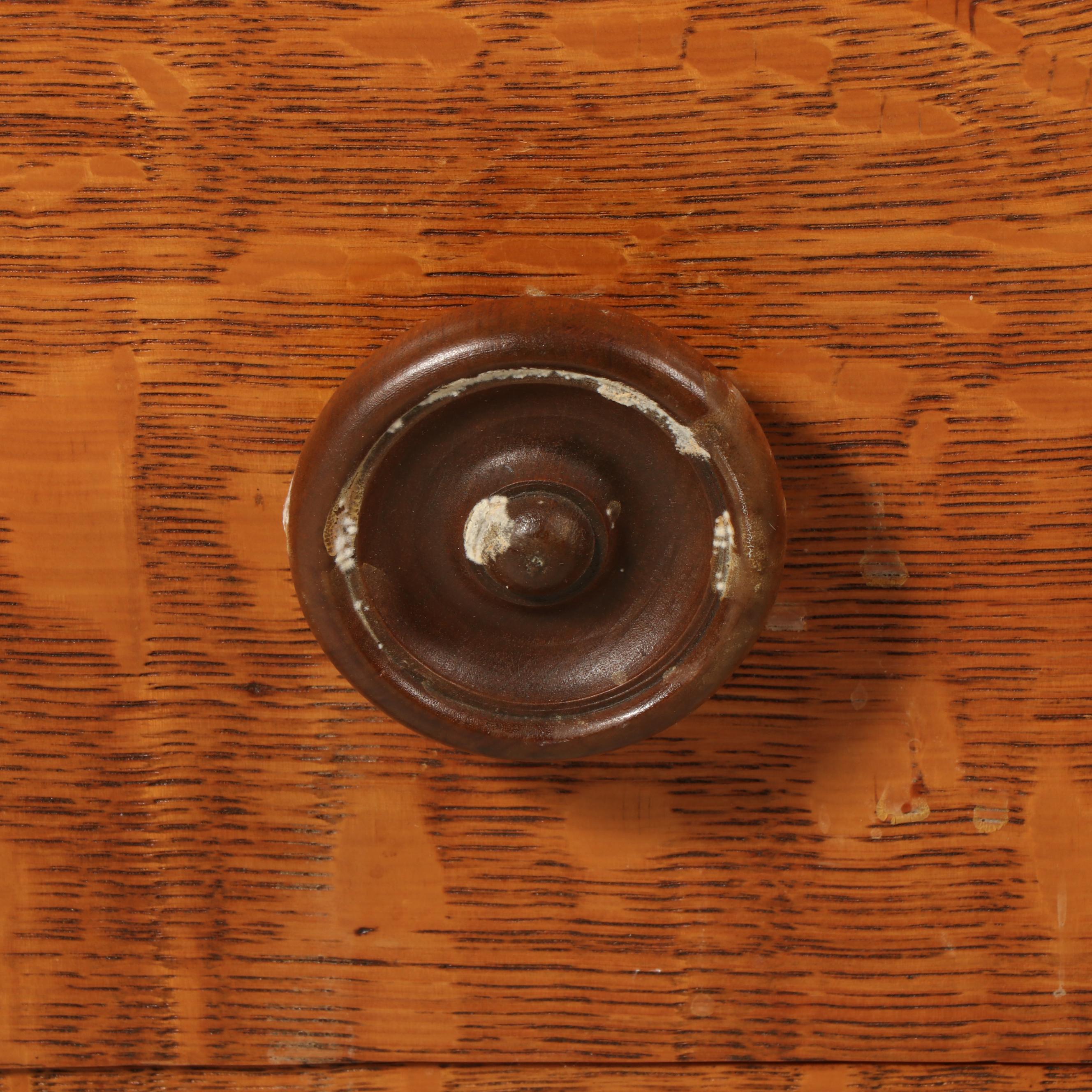 Arts and Crafts Quartersawn Oak Library Table, Early 20th Century