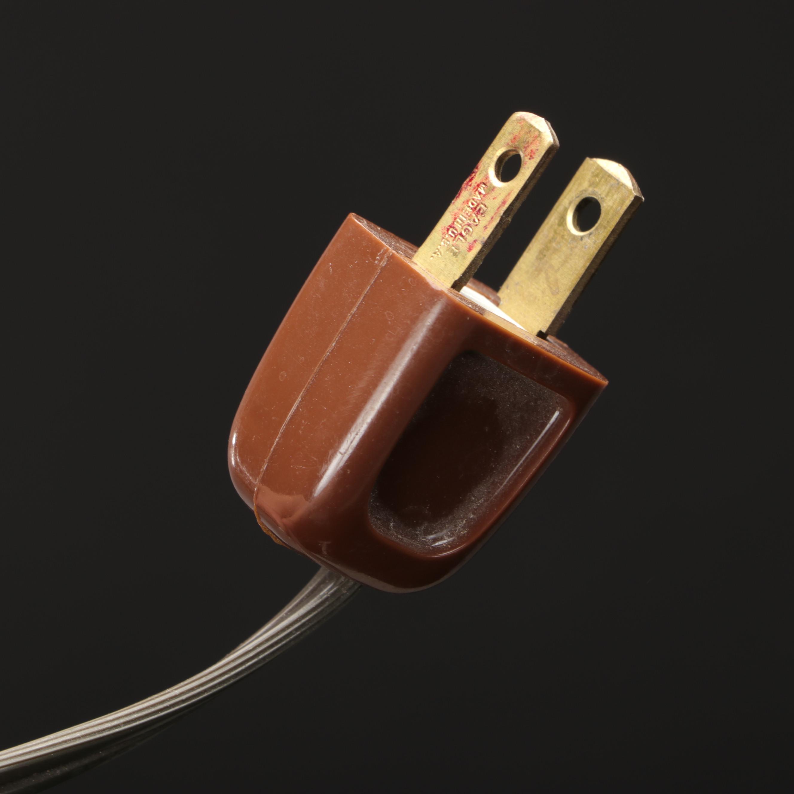 James Hinks & Son No. 2 Oil Buffet Lamp With Opaline Base, Adapted Mid-20th C