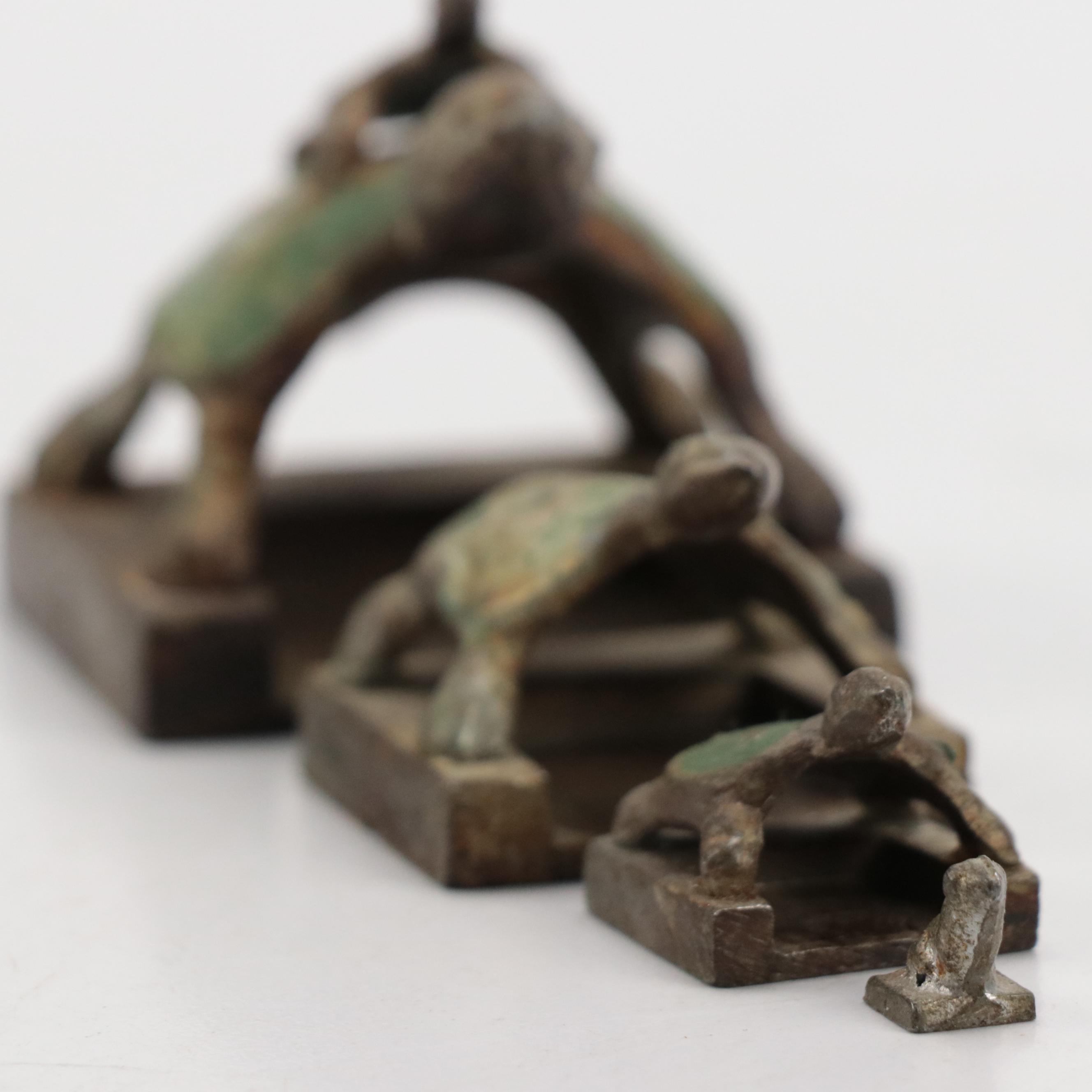 Chinese Patinated Nesting Turtle Seals