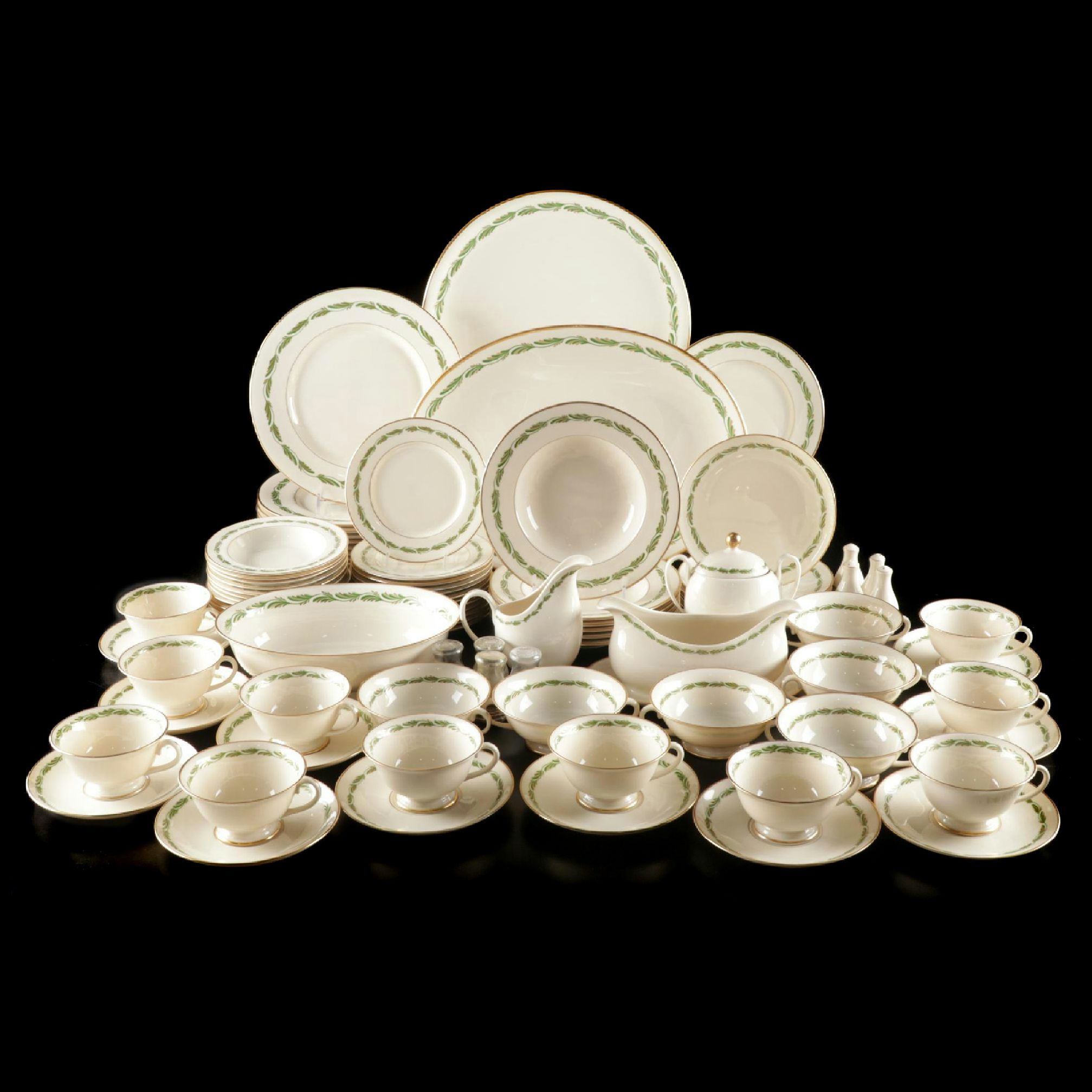 Franciscan "Arcadia Green" Dinnerware With Multiple Serving Pieces, 1942-1962