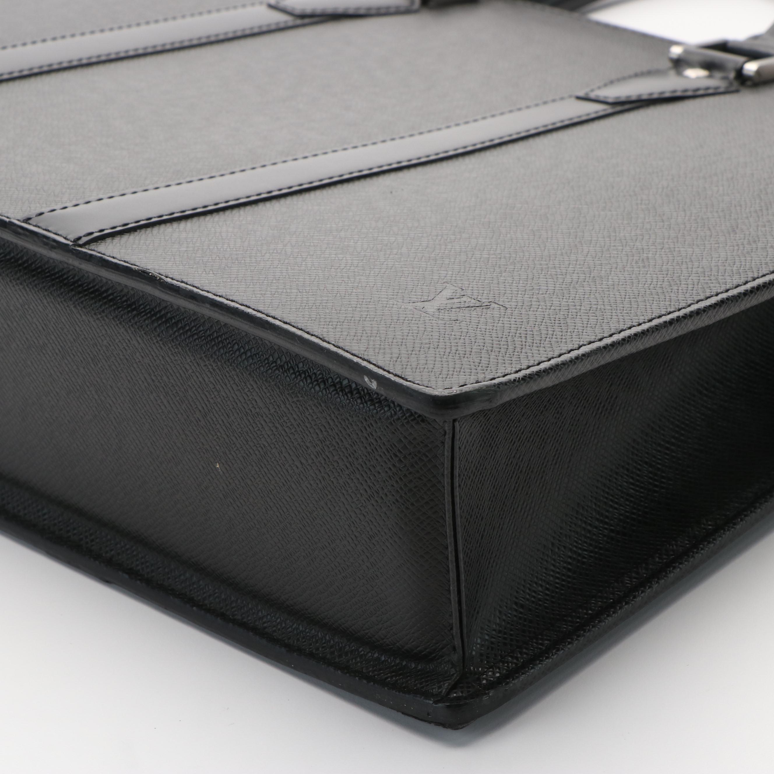 Louis Vuitton Porte Documents Voyage Black Taiga Leather Business Bag