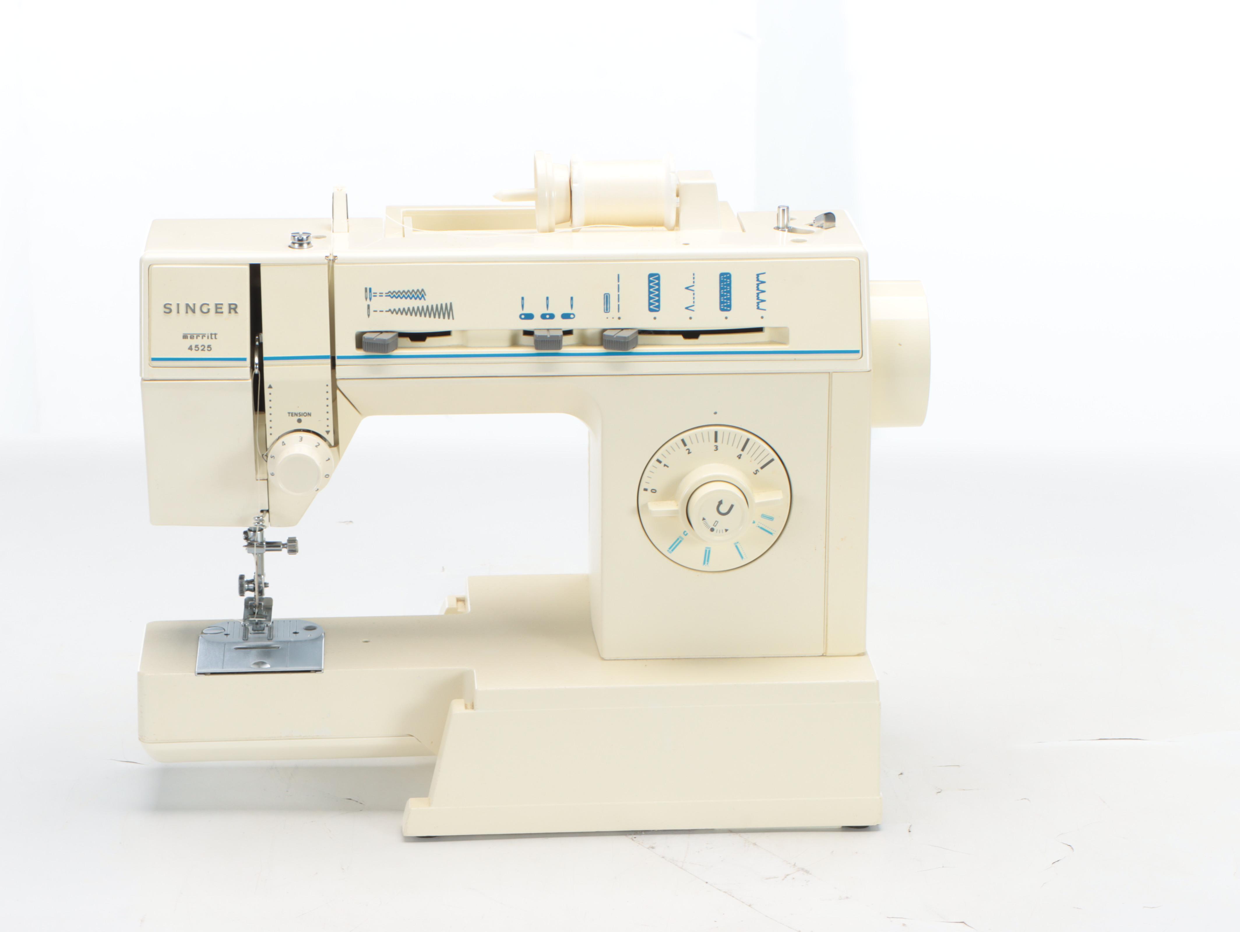 Singer Merritt Model 4525 Electric Sewing Machine, Late 20th Century