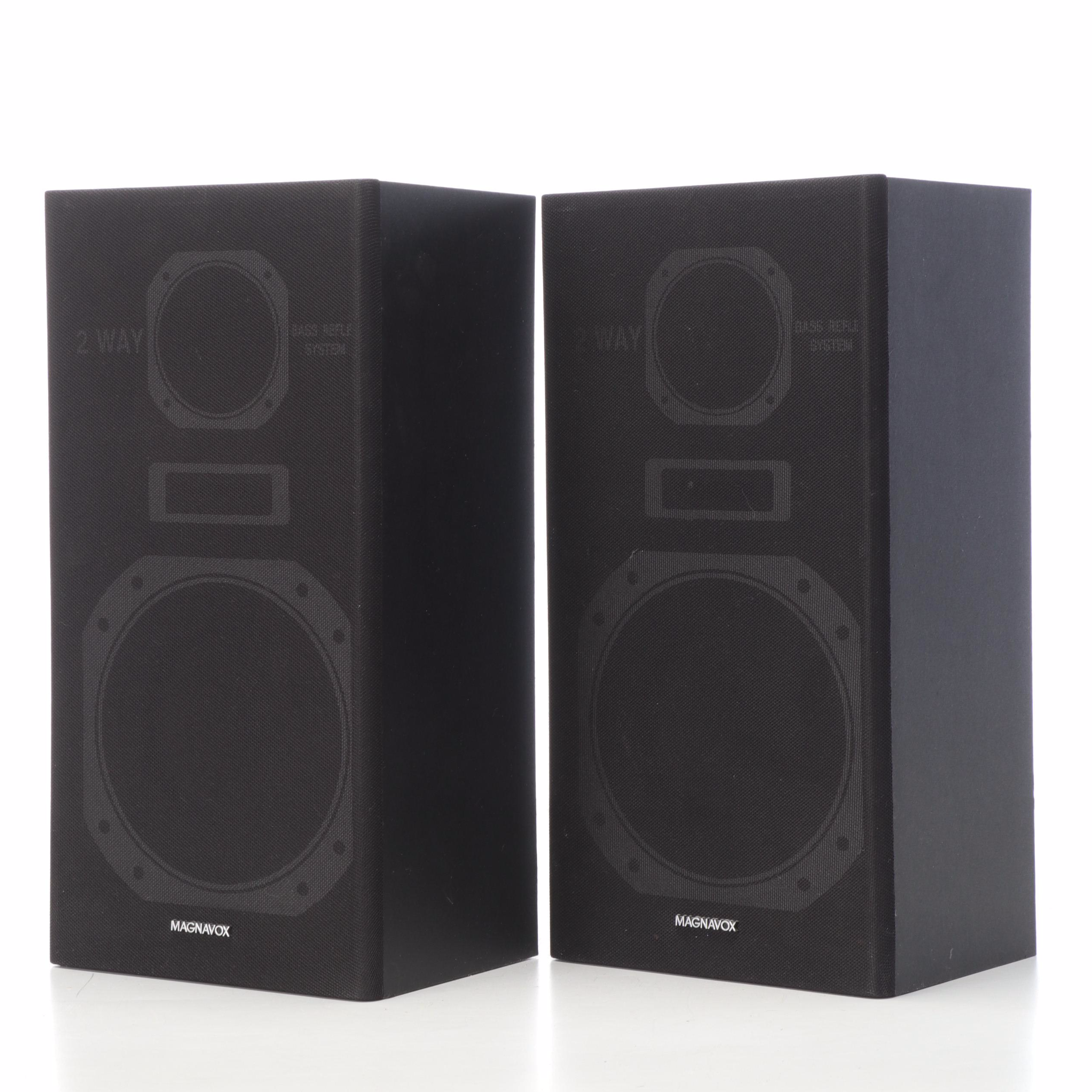 Magnavox 3 Piece Stereo System and Speakers