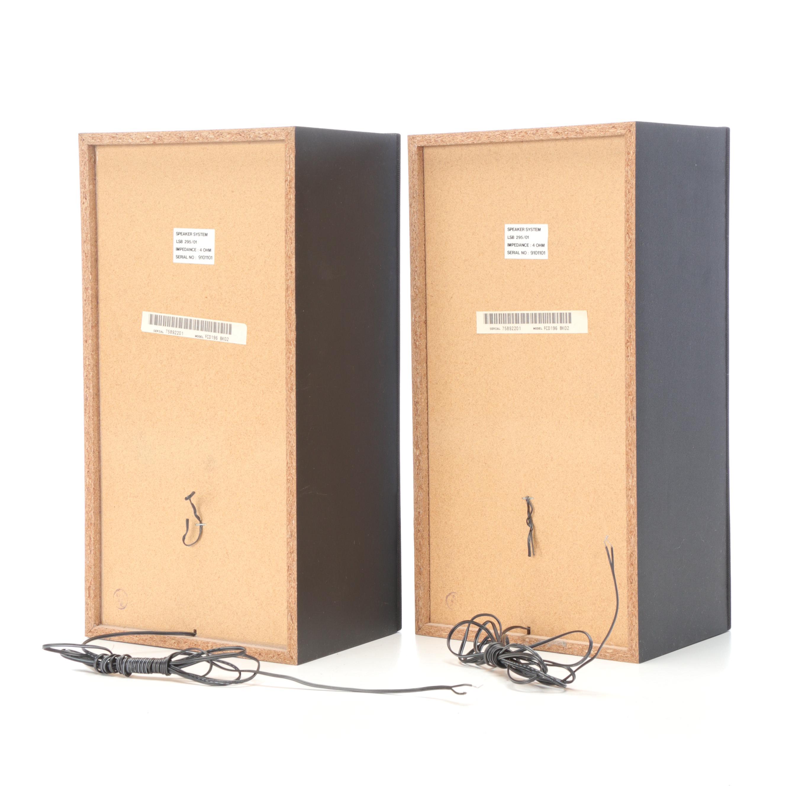 Magnavox 3 Piece Stereo System and Speakers