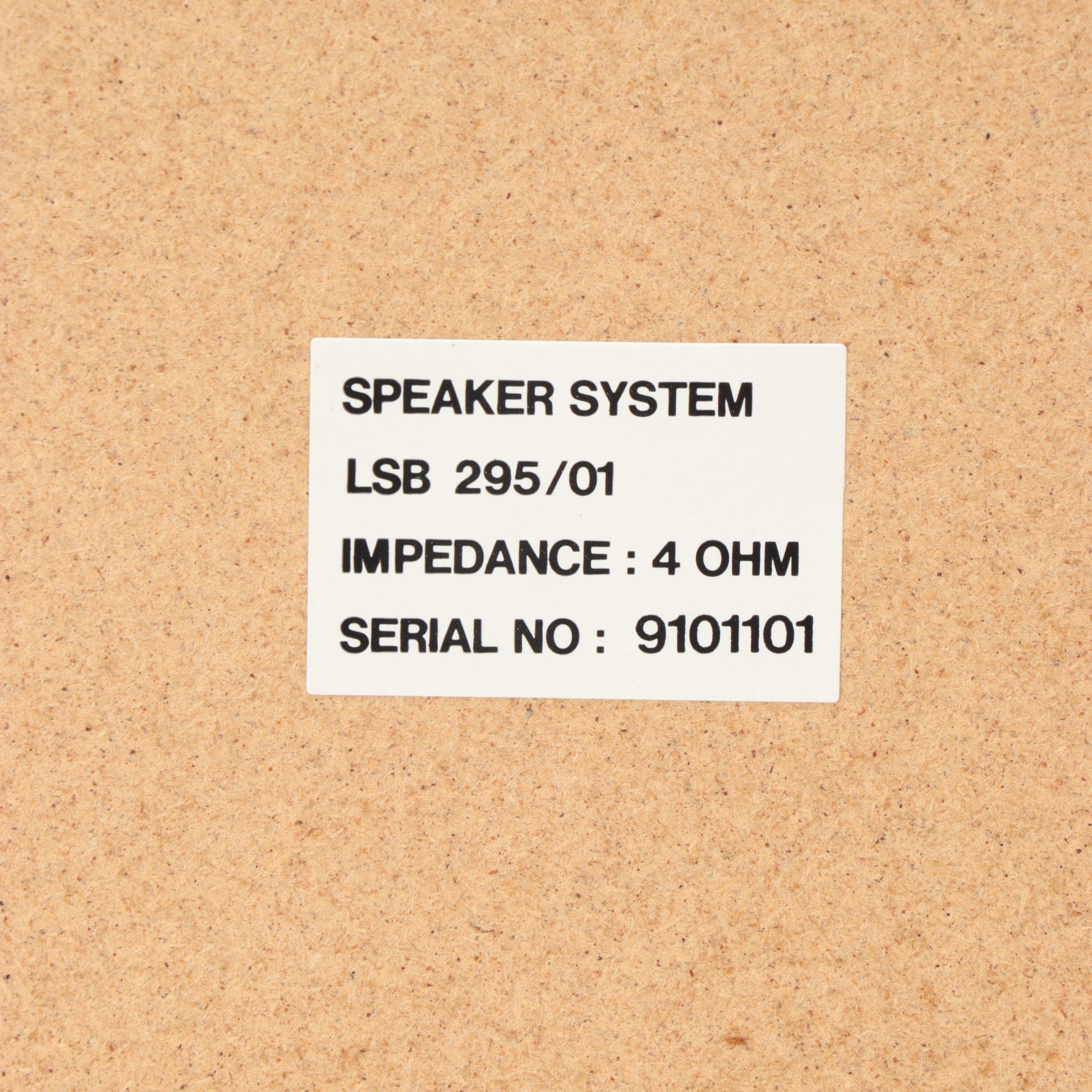 Magnavox 3 Piece Stereo System and Speakers