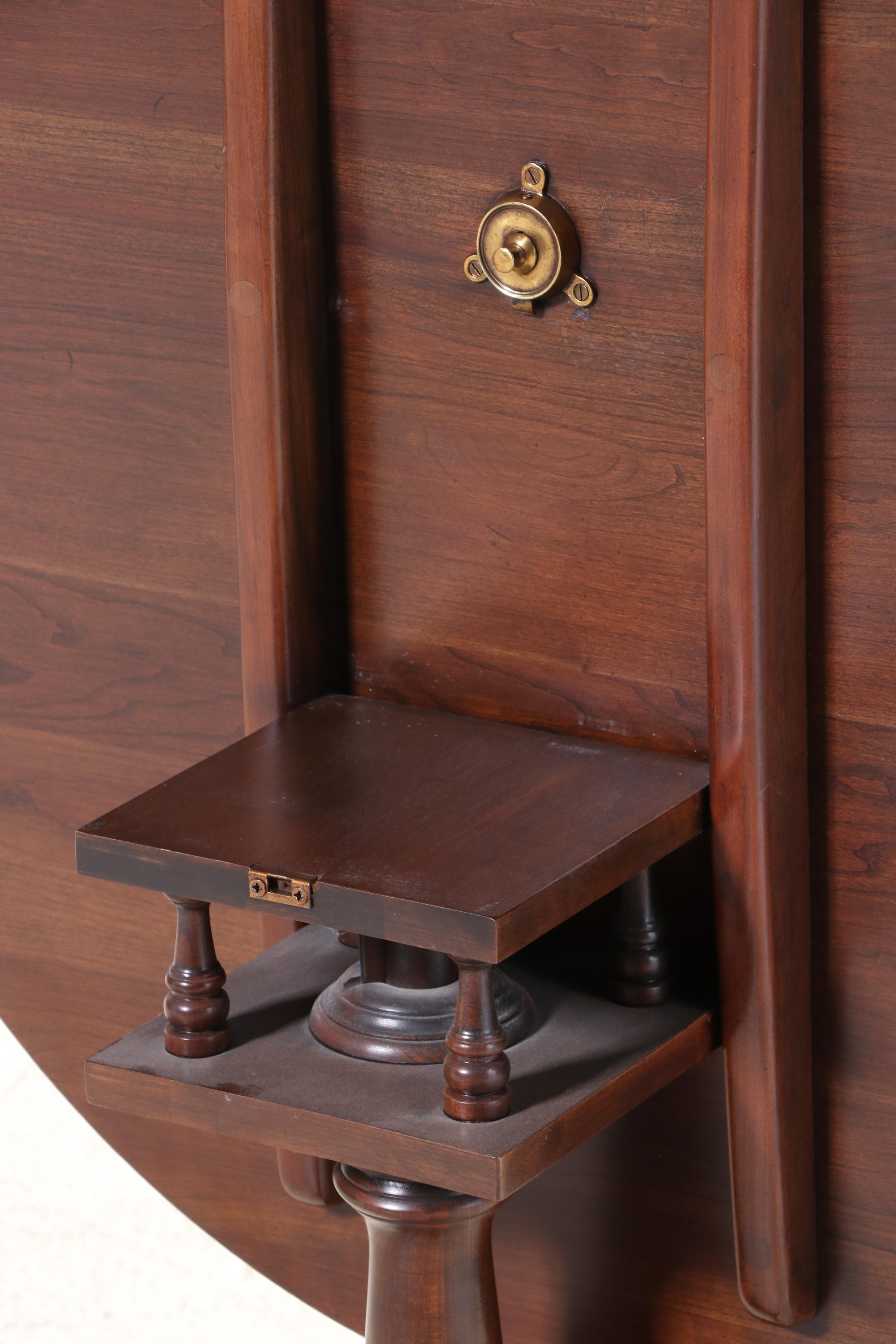 Ethan Allen Queen Anne Style Cherrywood Birdcage-Action Tea Table