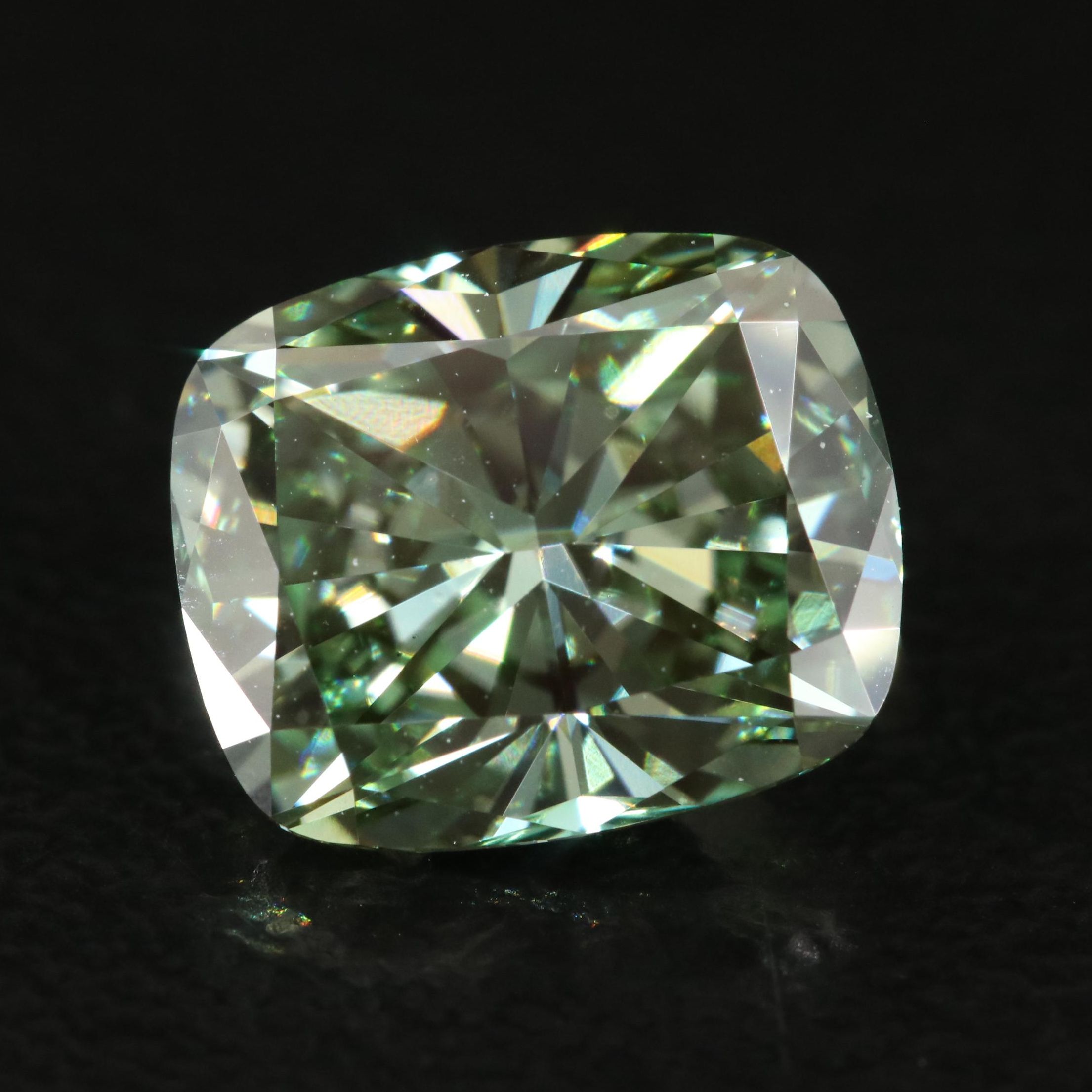 Loose 2.02 CT Lab Grown Fancy Green Diamond