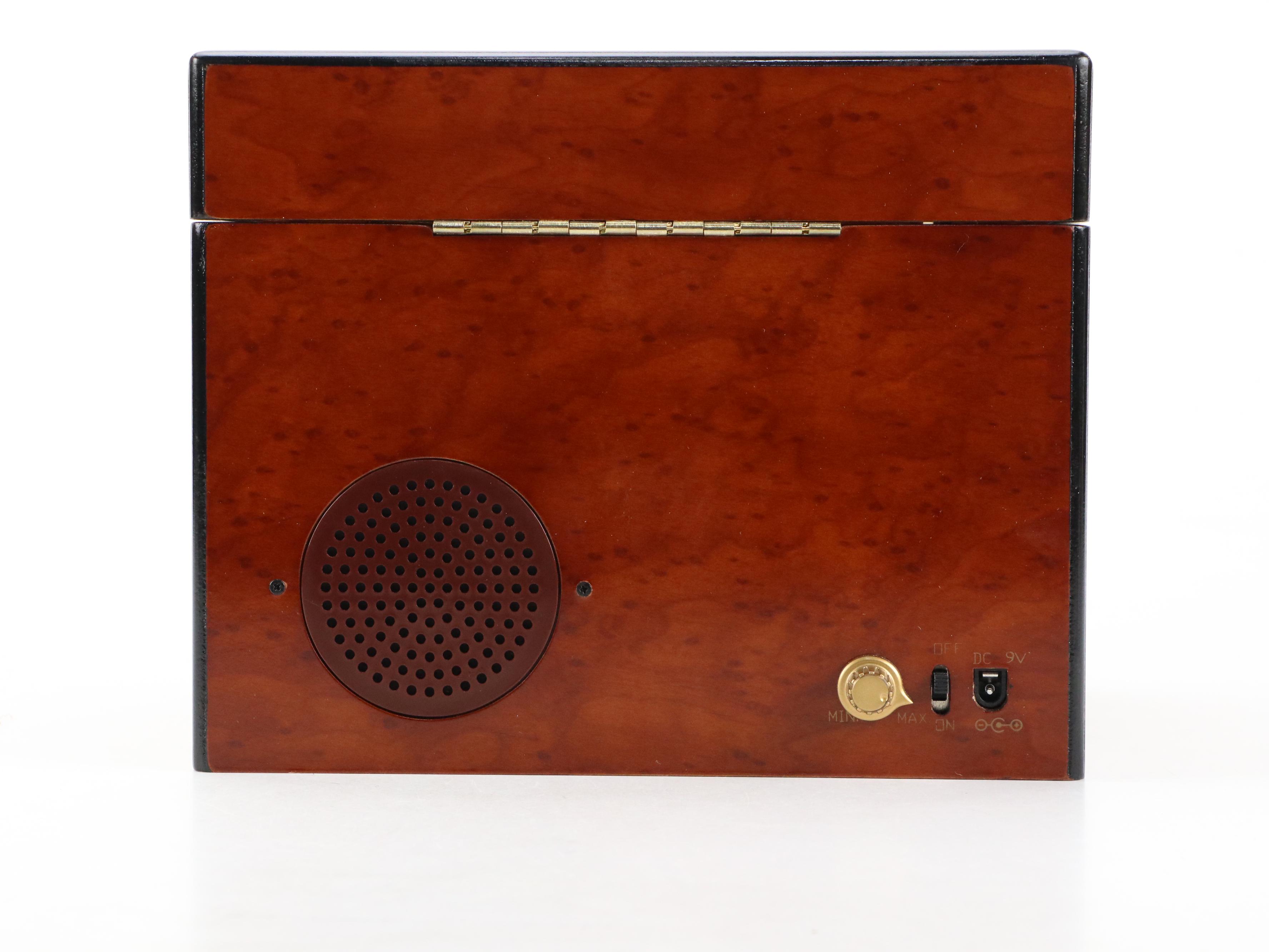 Gold Label Mr. Christmas Animated Concertina Music Box in Original Packaging