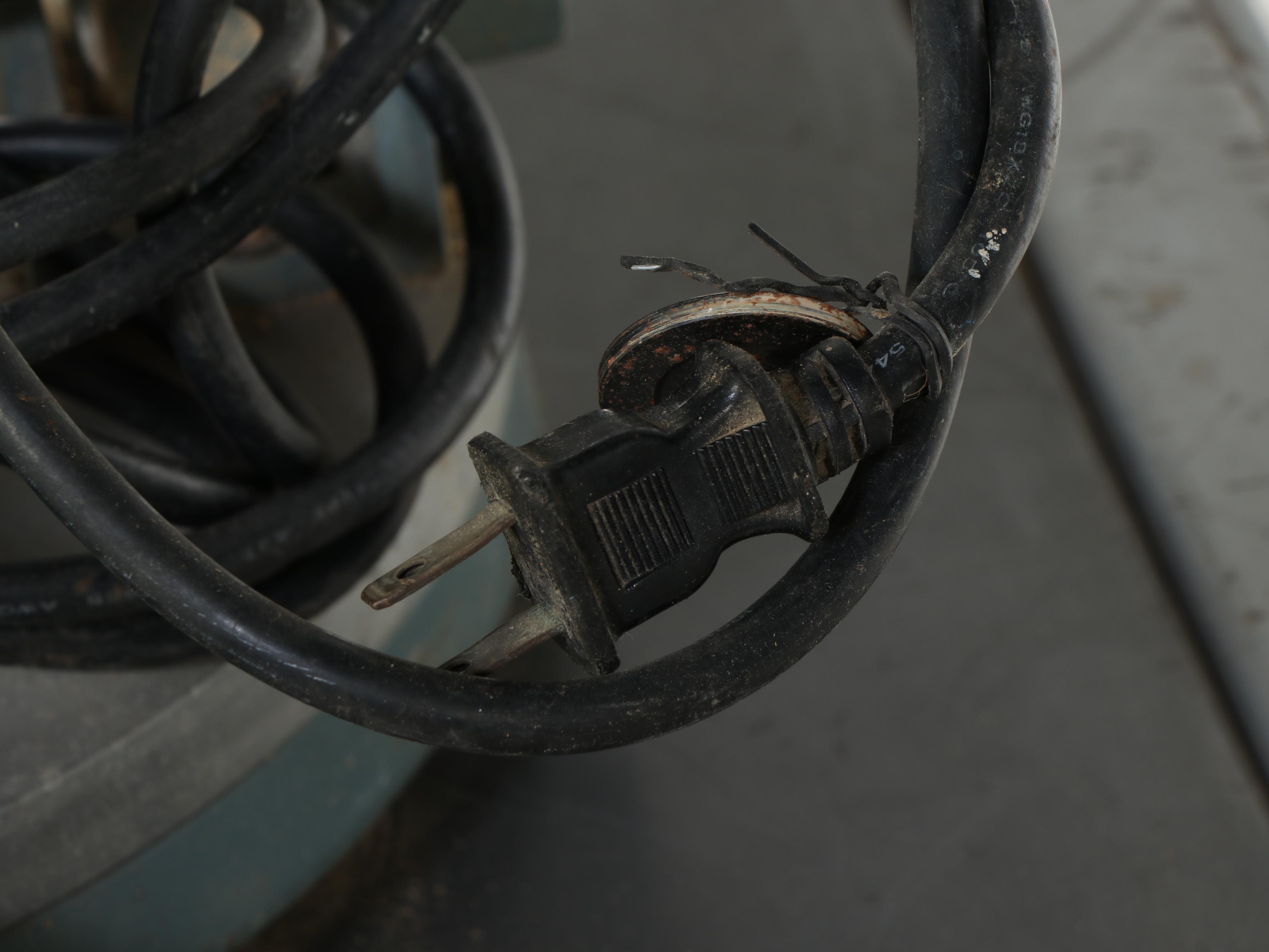 Delta Miter Saw With Work Stand