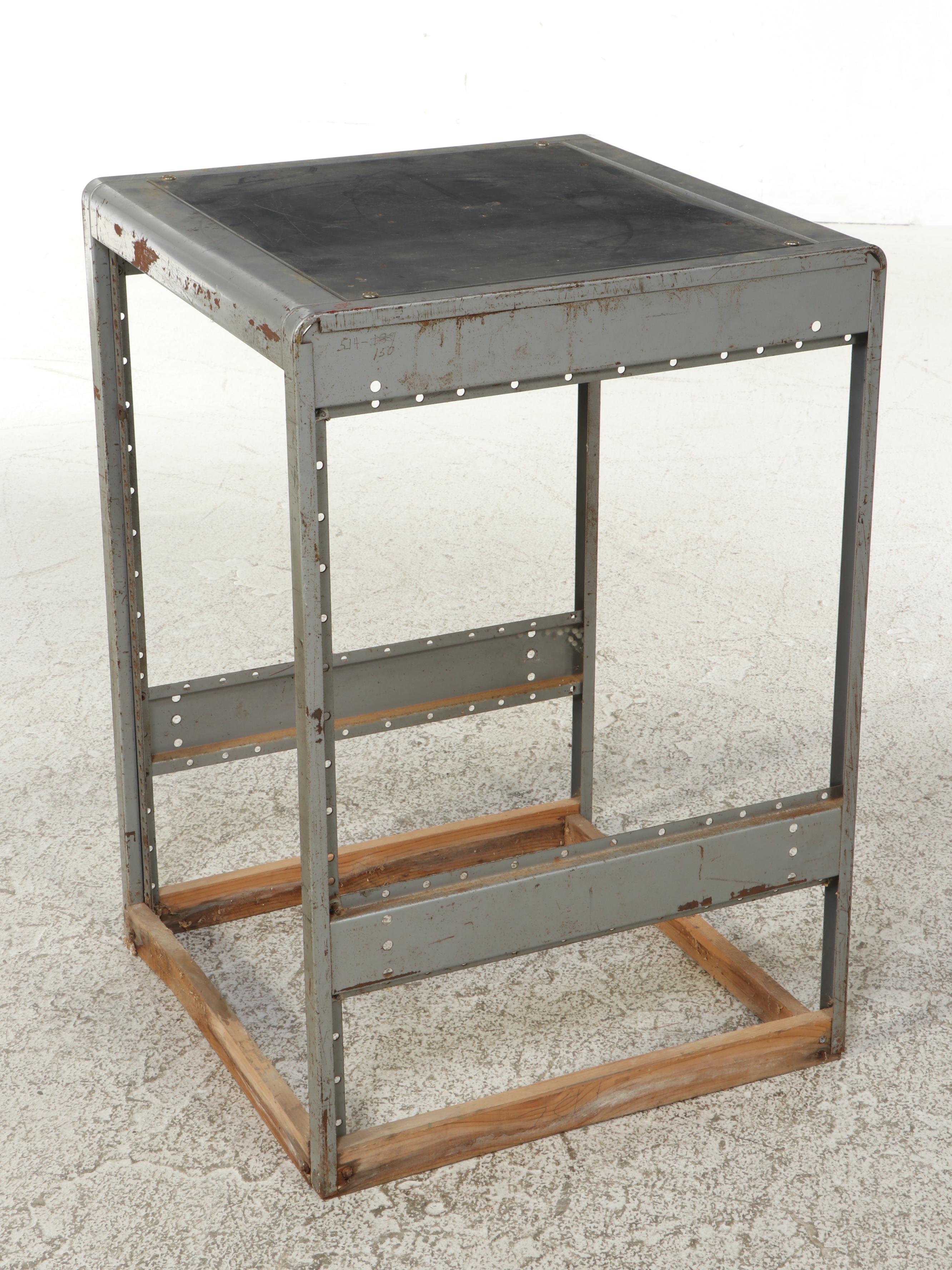 Delta Miter Saw With Work Stand