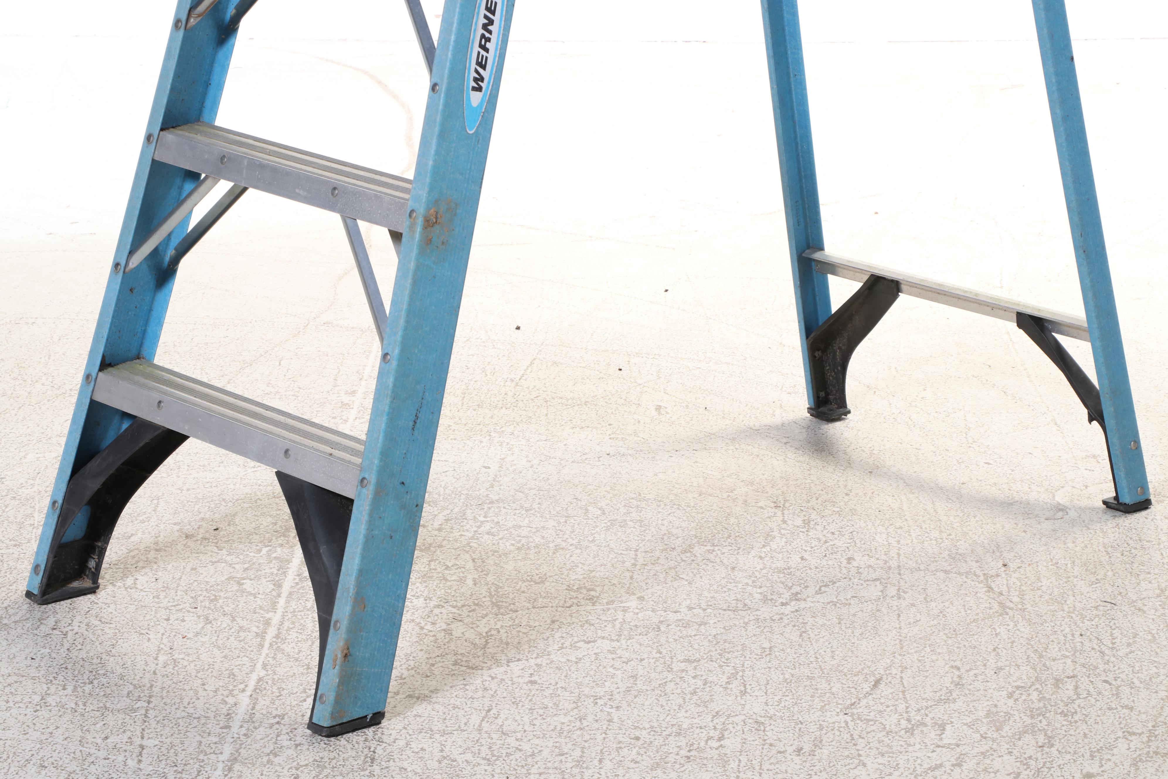 Werner FS108 8' Fiberglass Step Ladder