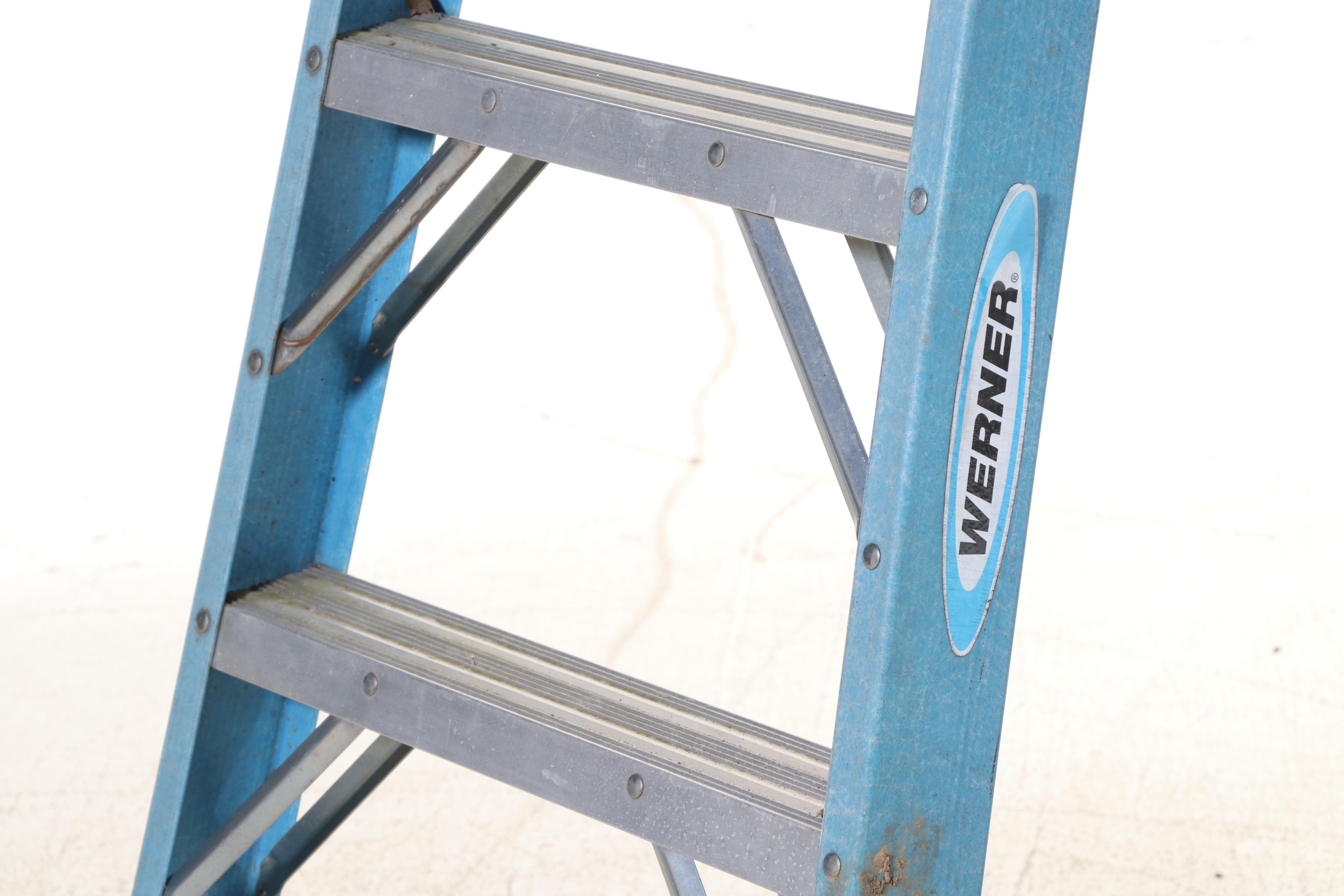 Werner FS108 8' Fiberglass Step Ladder
