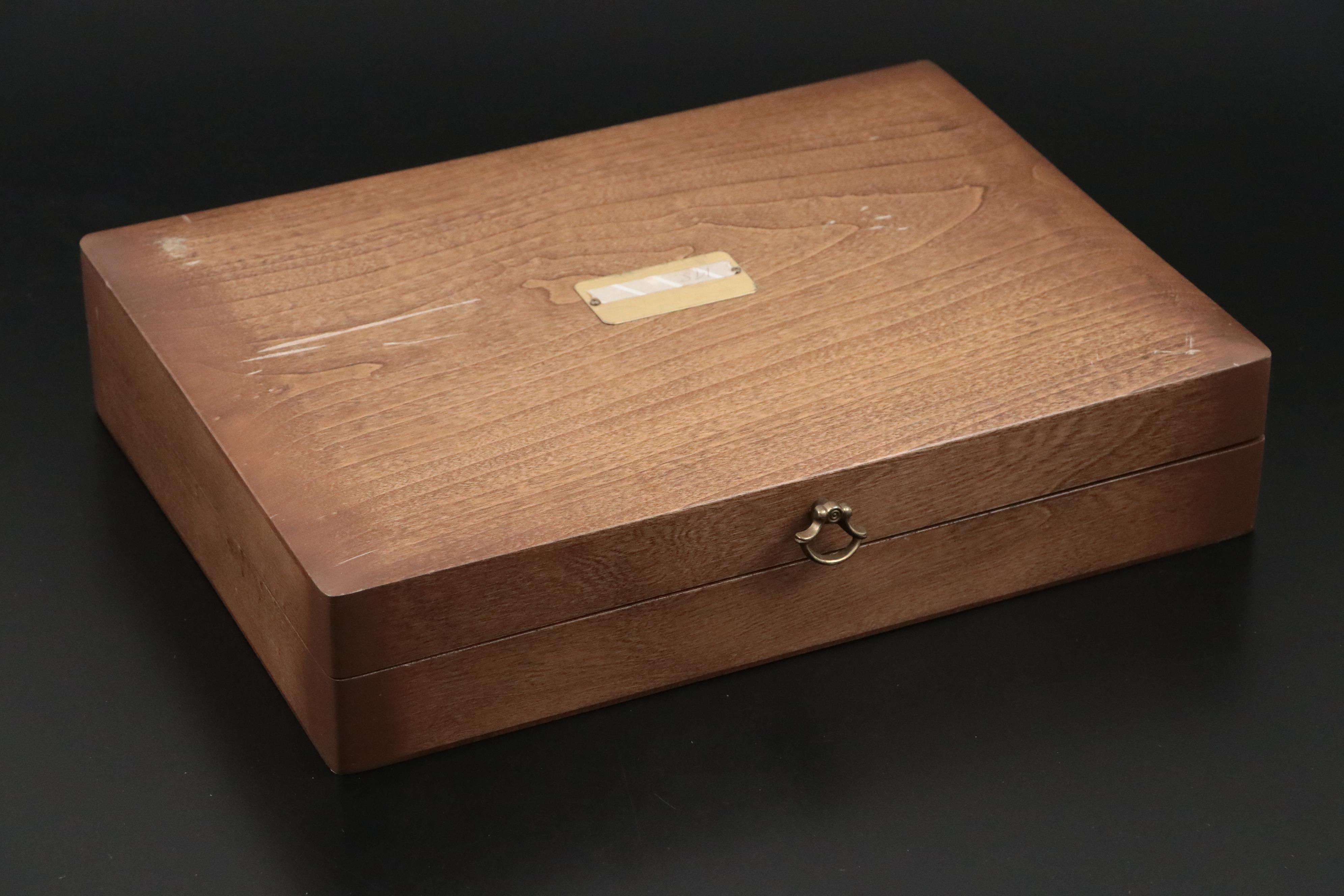 Rogers Bros "Royal Manor" Silver Plate Flatware, Mid to Late 20th C.