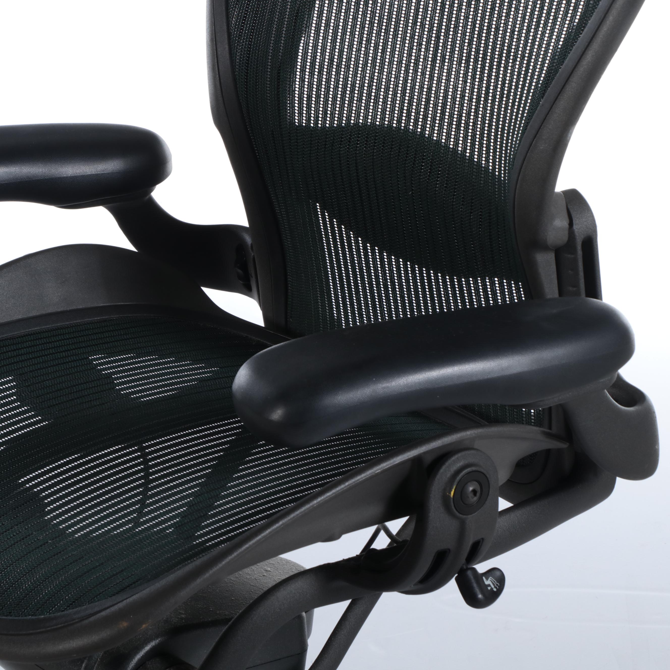 Herman Miller Aeron Executive Desk Chair
