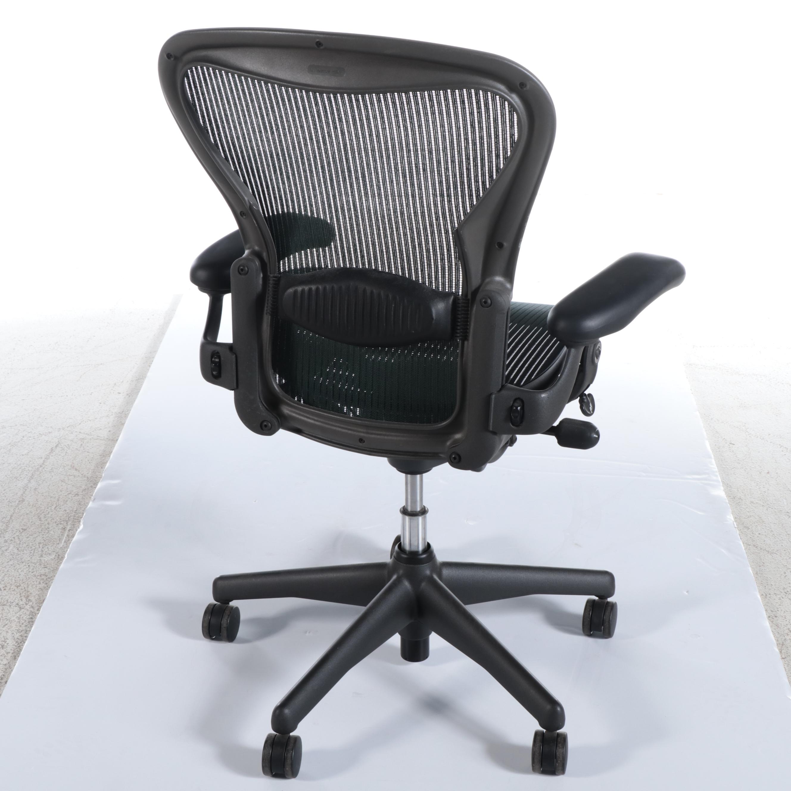 Herman Miller Aeron Executive Desk Chair