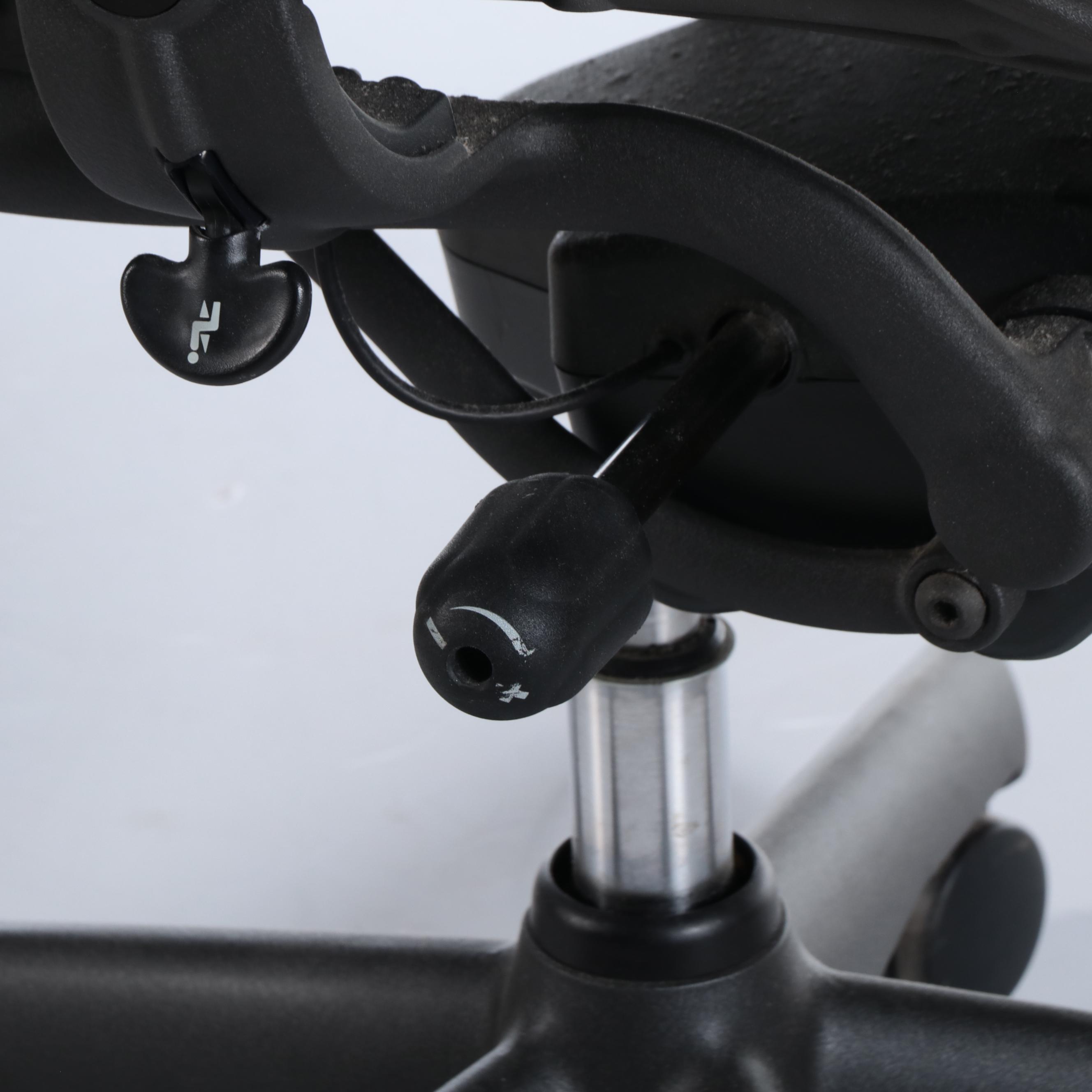 Herman Miller Aeron Executive Desk Chair