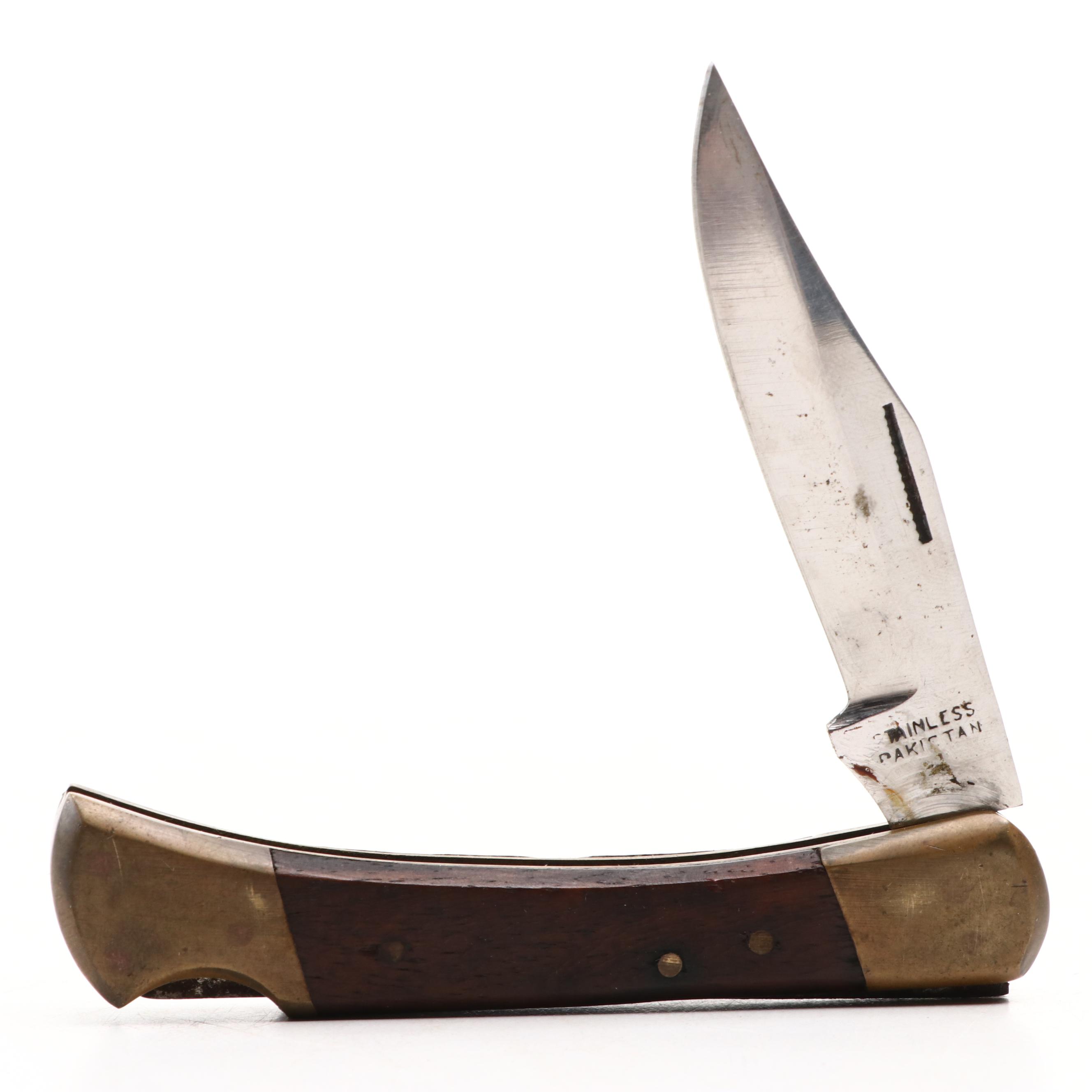 Barlow and Other Pocket Knives with Donnison's Box and Shelf Clips