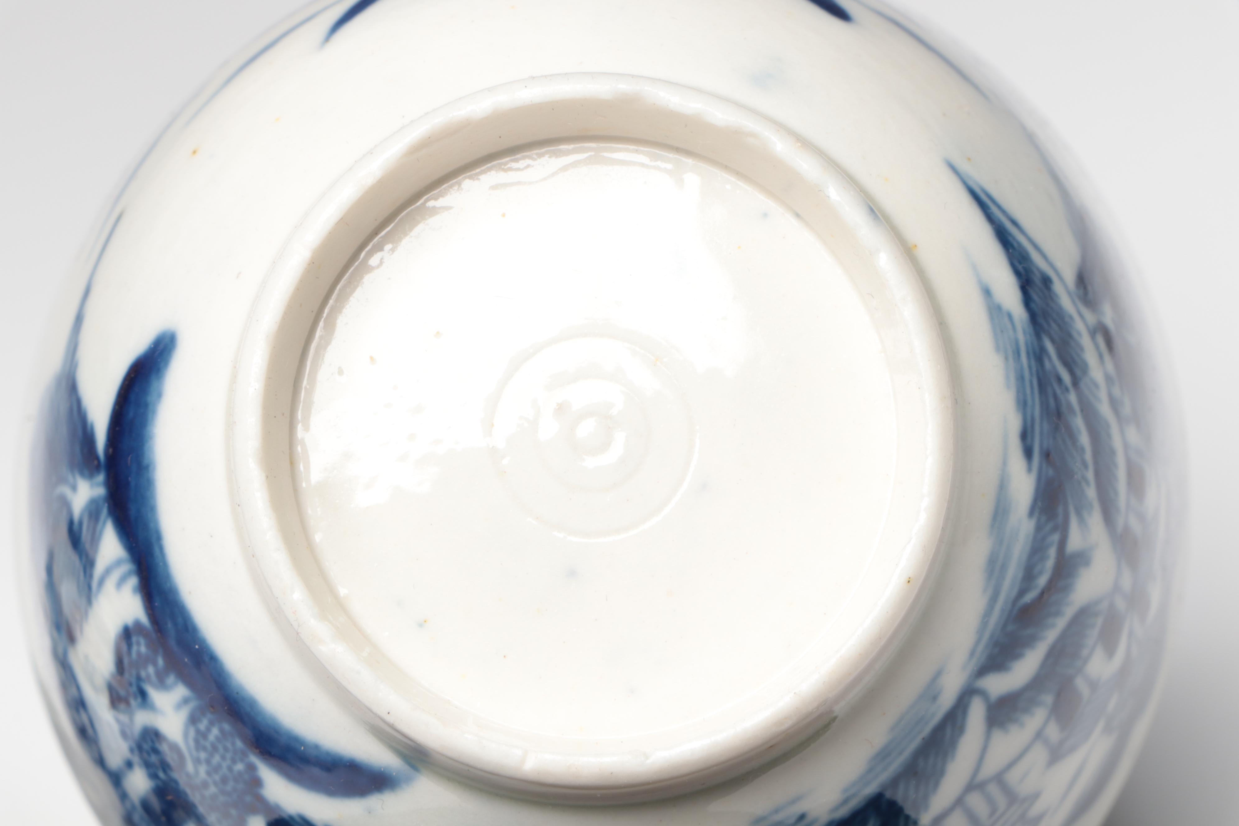 Caughley and Other English Porcelain Blue Willow Bowls, Late 18th- Early 19th C.