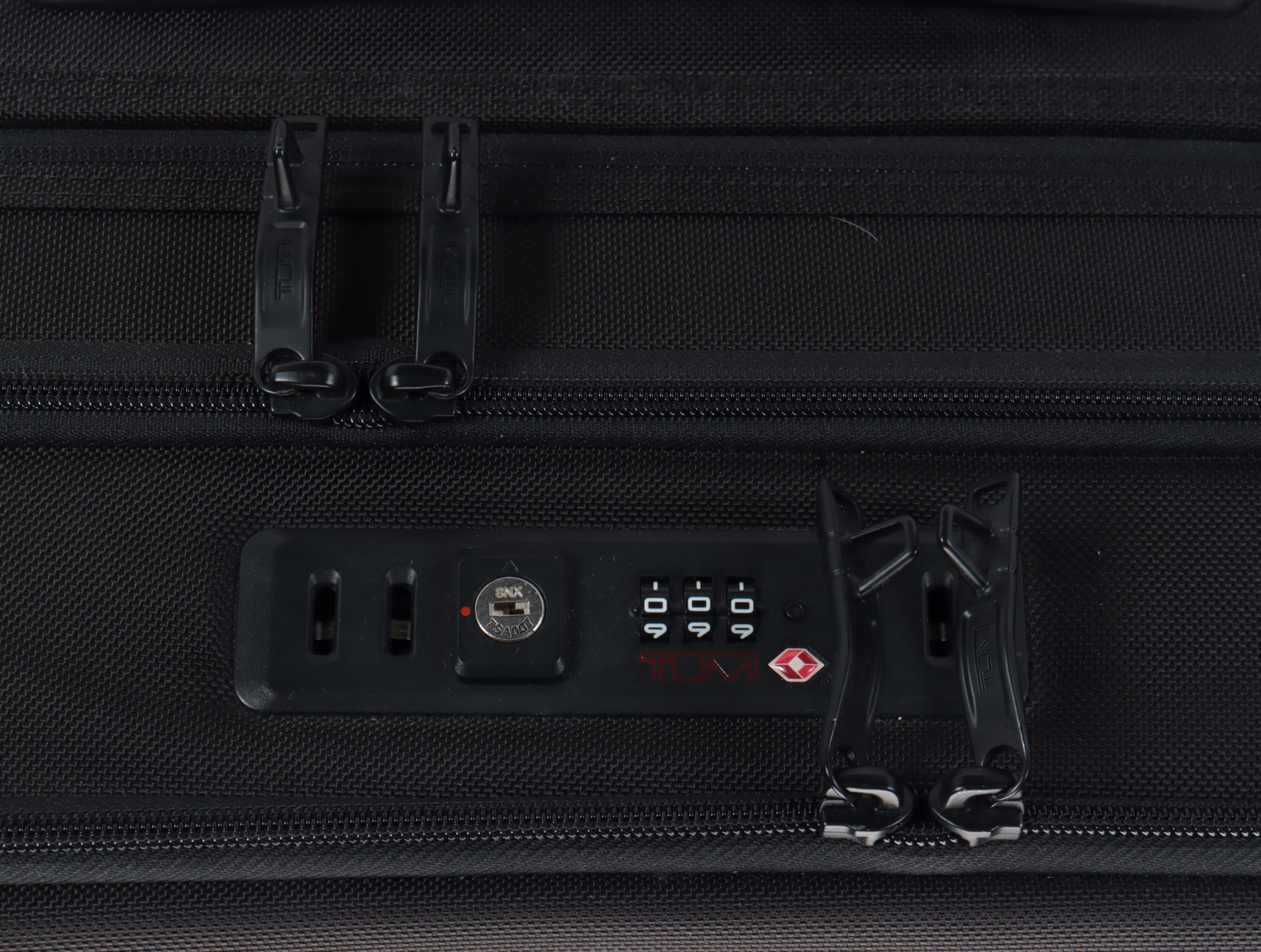 Tumi Black Alpha 3 Medium Trip Expandable 4-Wheel Packing Case